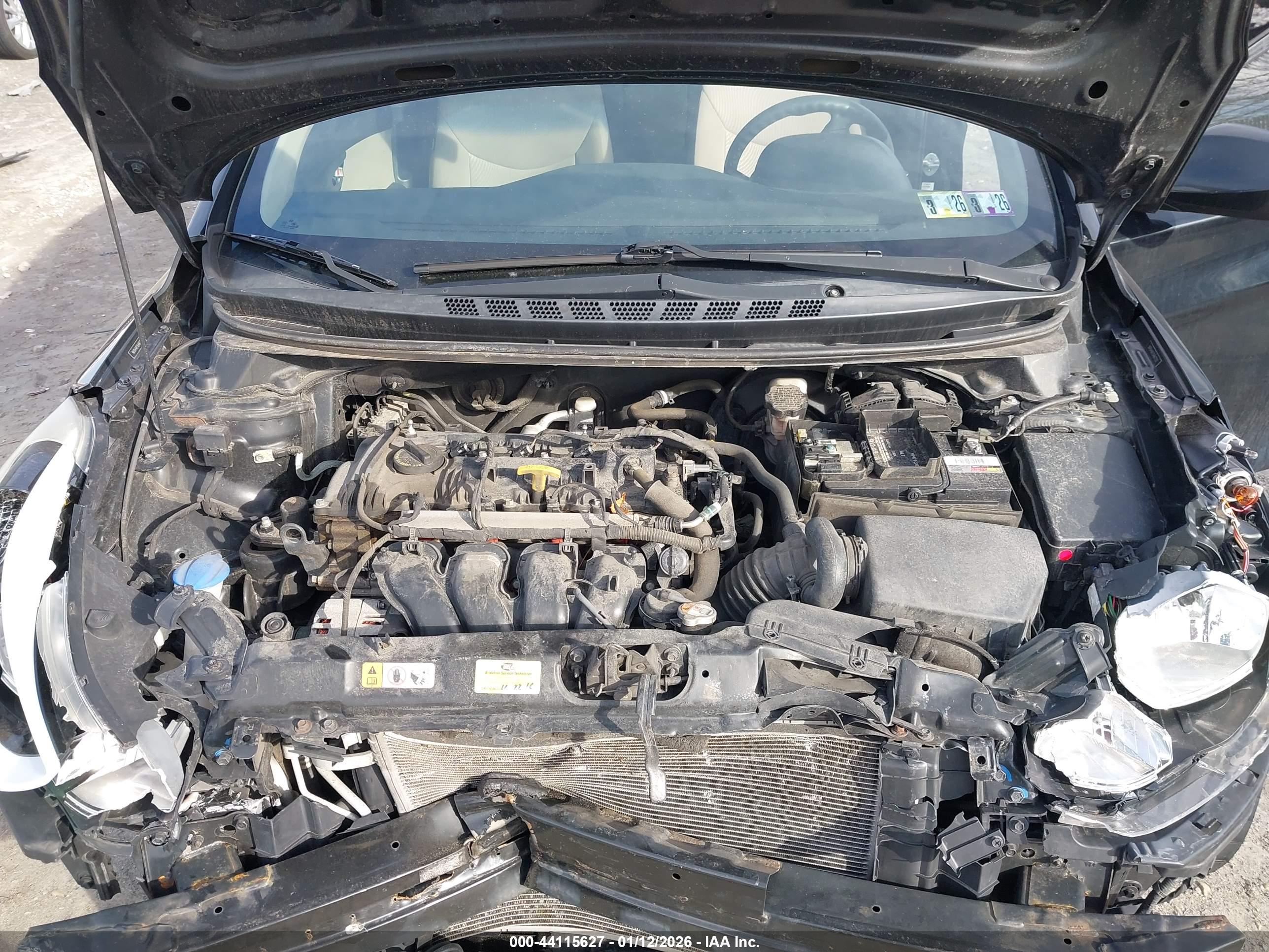 HYUNDAI ELANTRA image 10