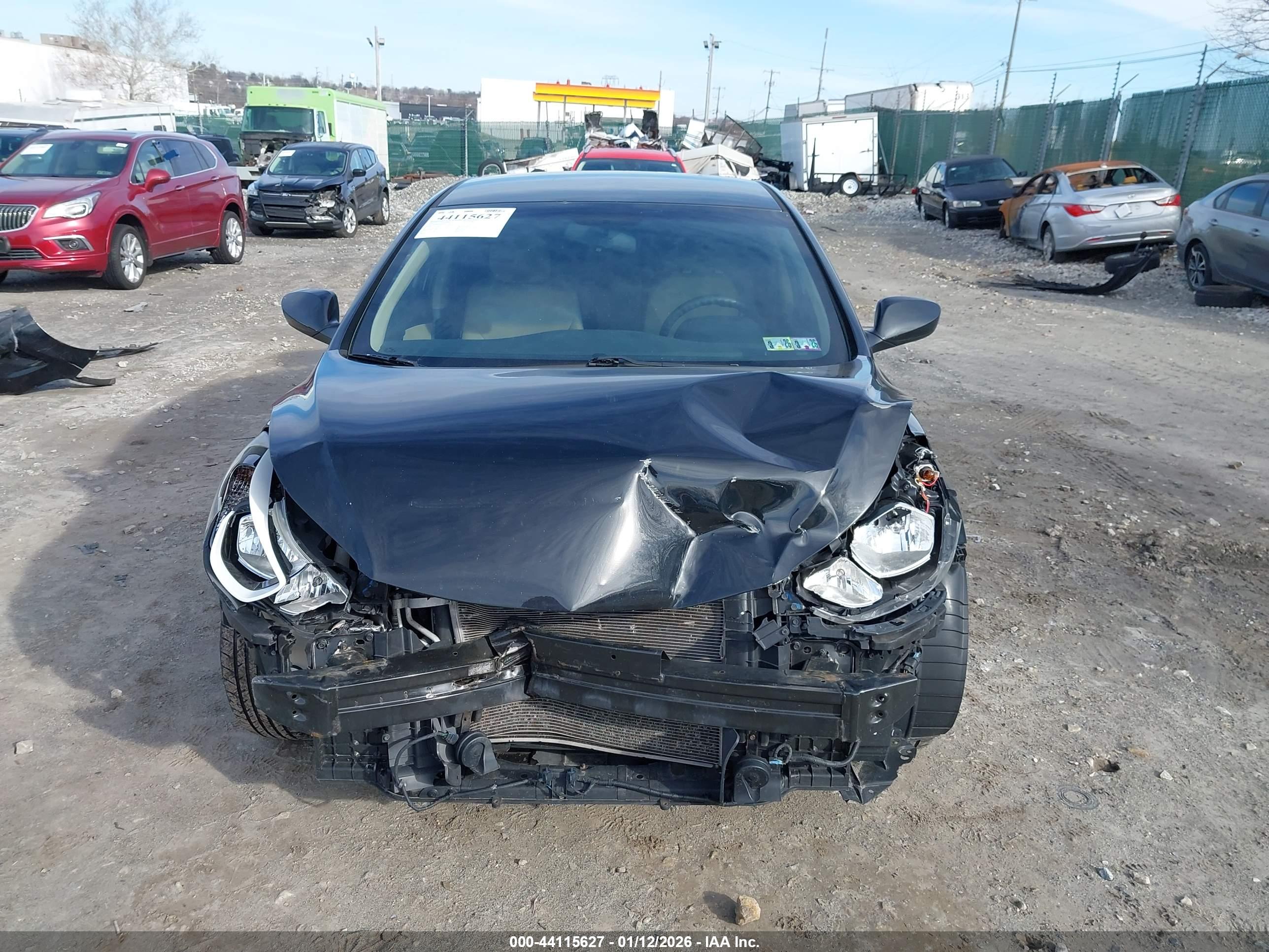 HYUNDAI ELANTRA image 6