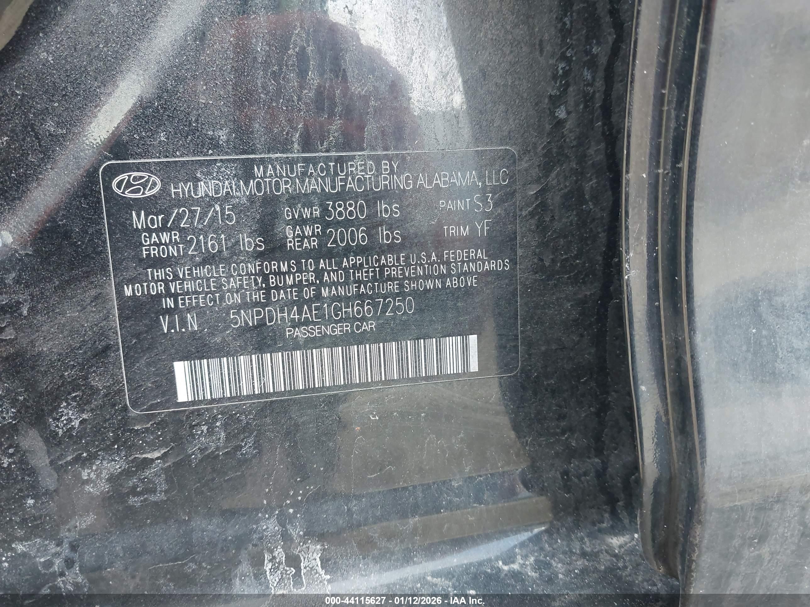 HYUNDAI ELANTRA image 9