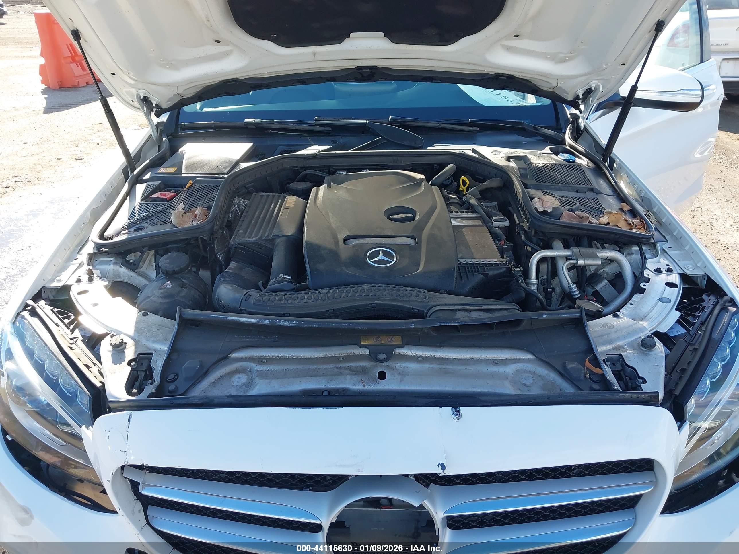 MERCEDES-BENZ C image 10