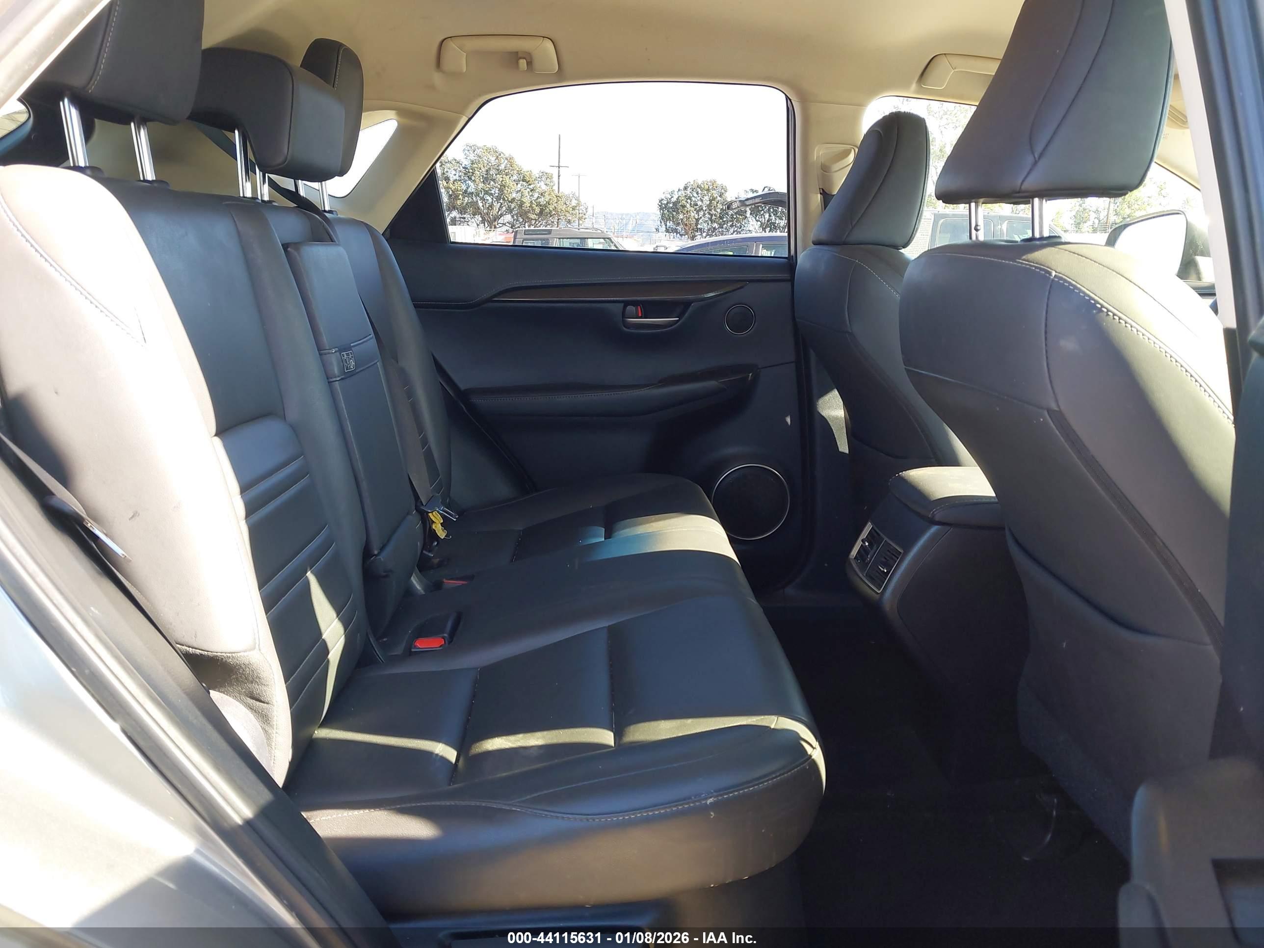 LEXUS NX image 8