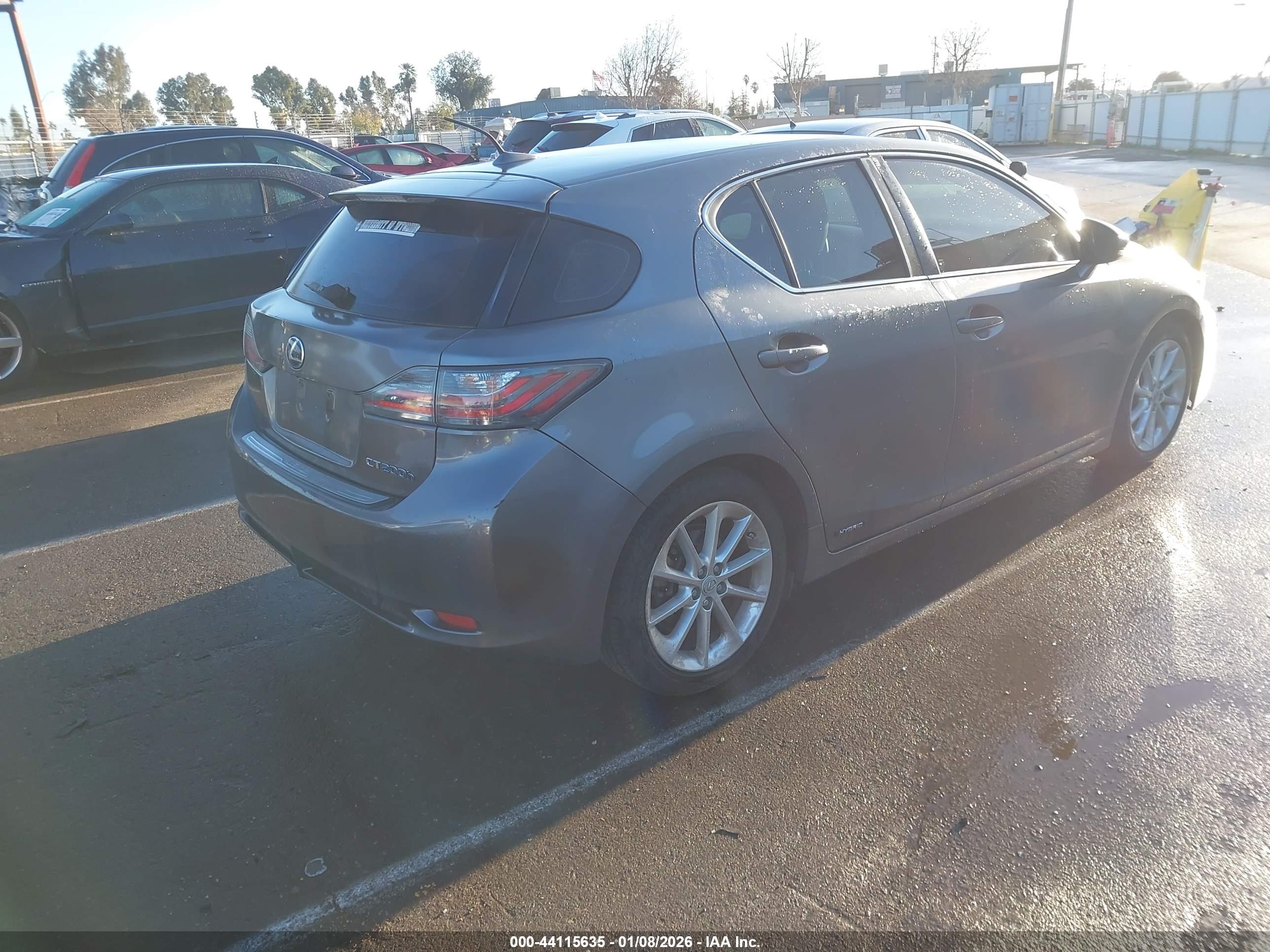 LEXUS CT image 4