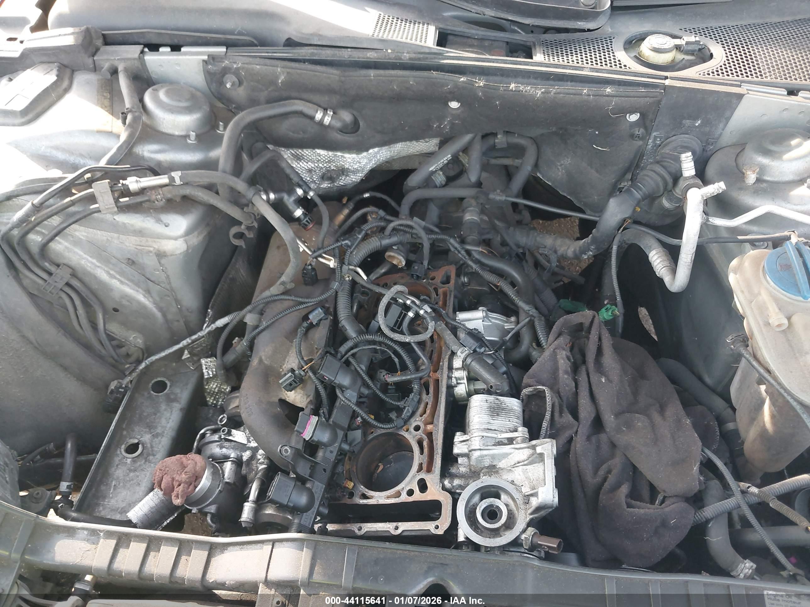 AUDI A4 image 10