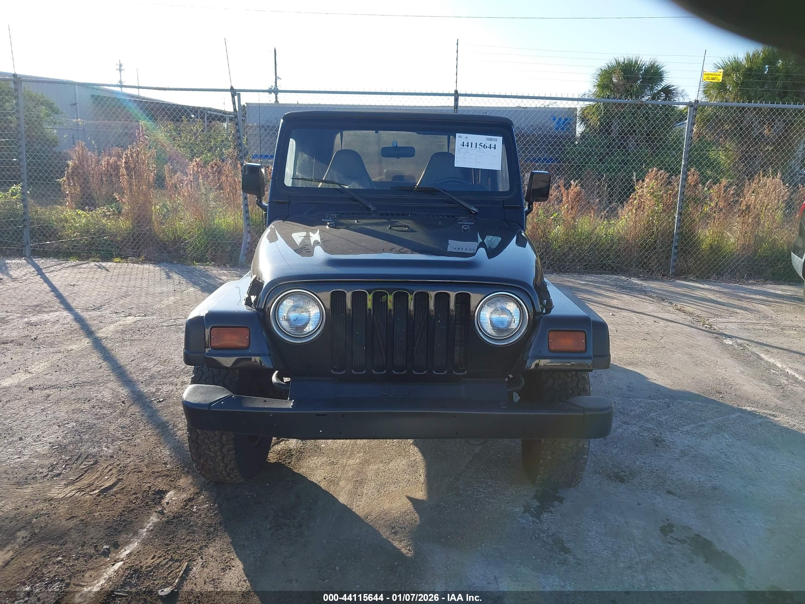 JEEP WRANGLER image 6