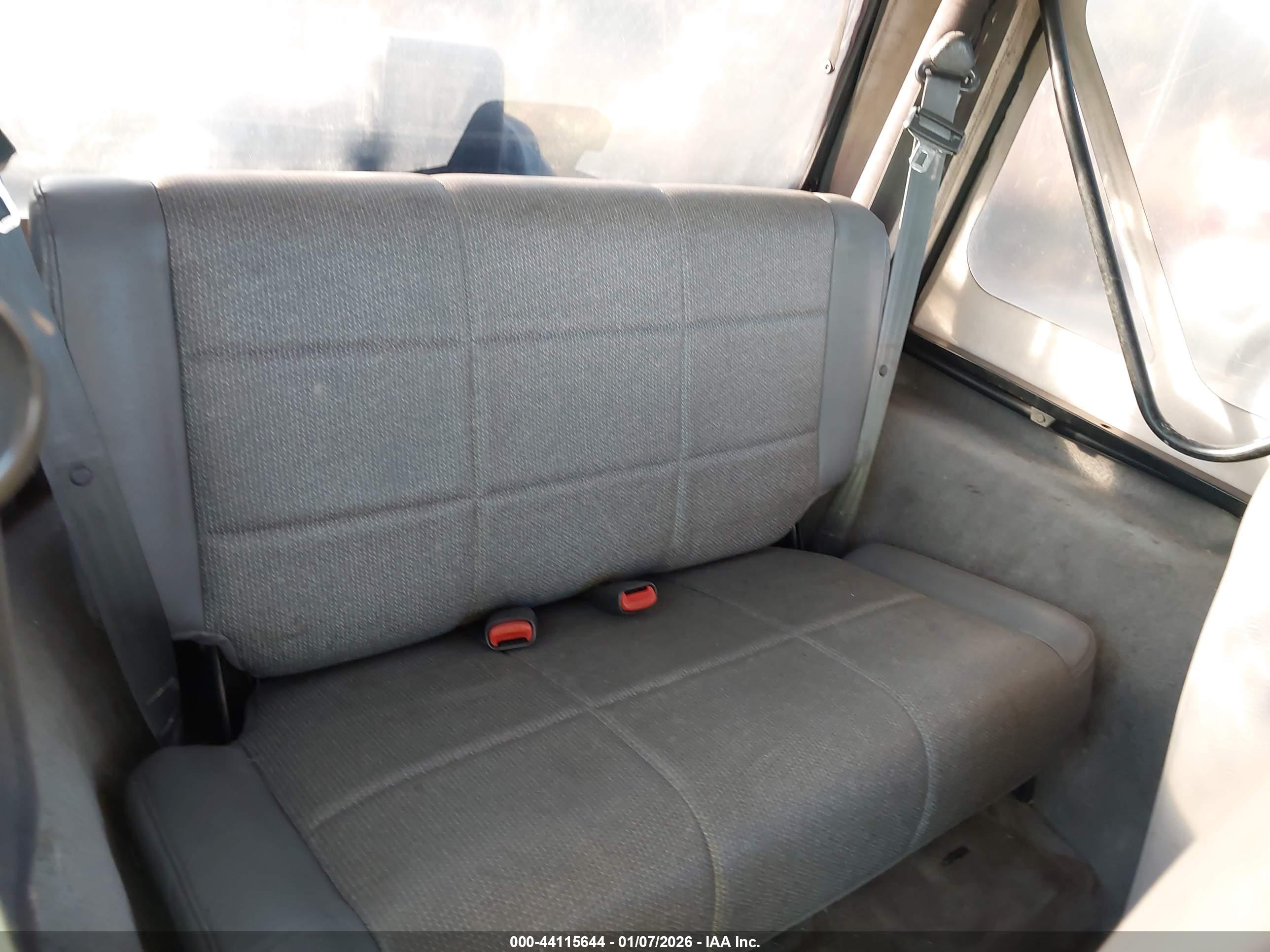 JEEP WRANGLER image 8