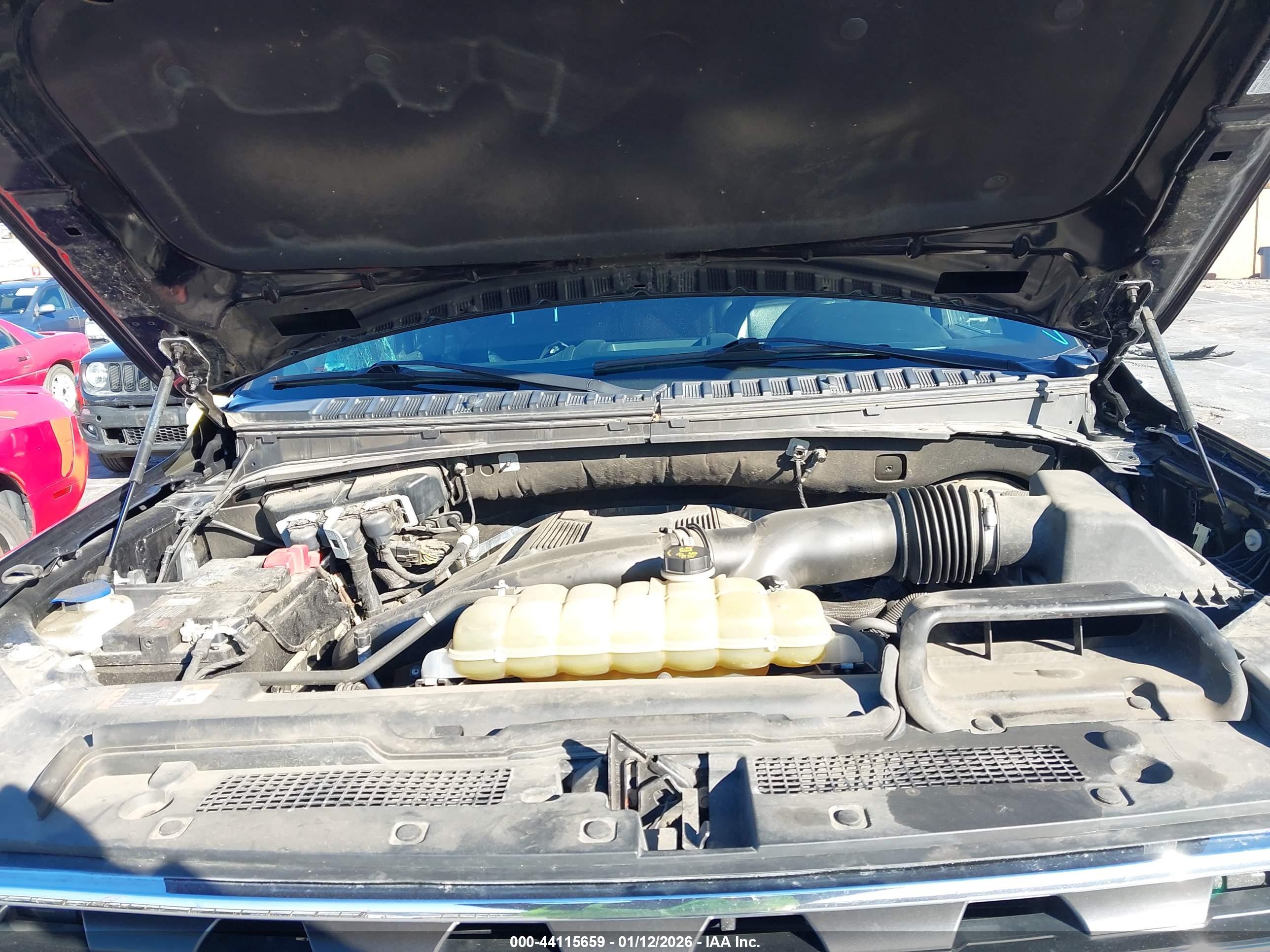 FORD EXPEDITION image 10