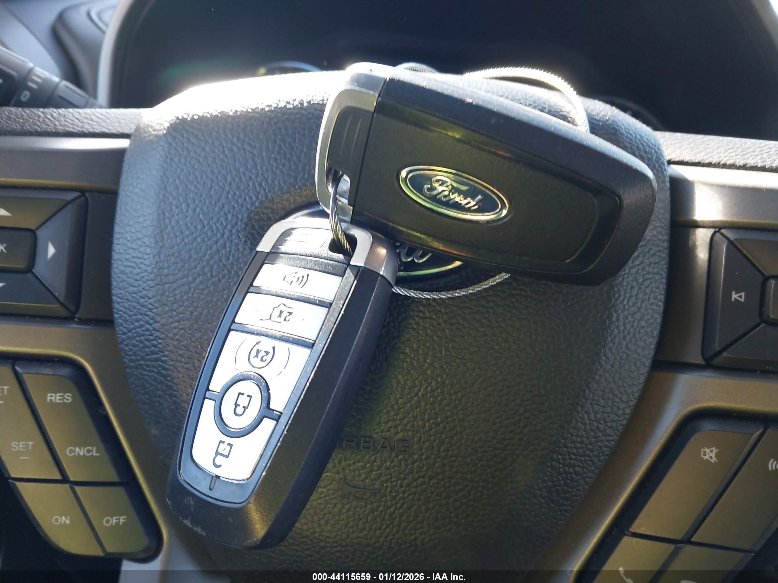 FORD EXPEDITION image 11