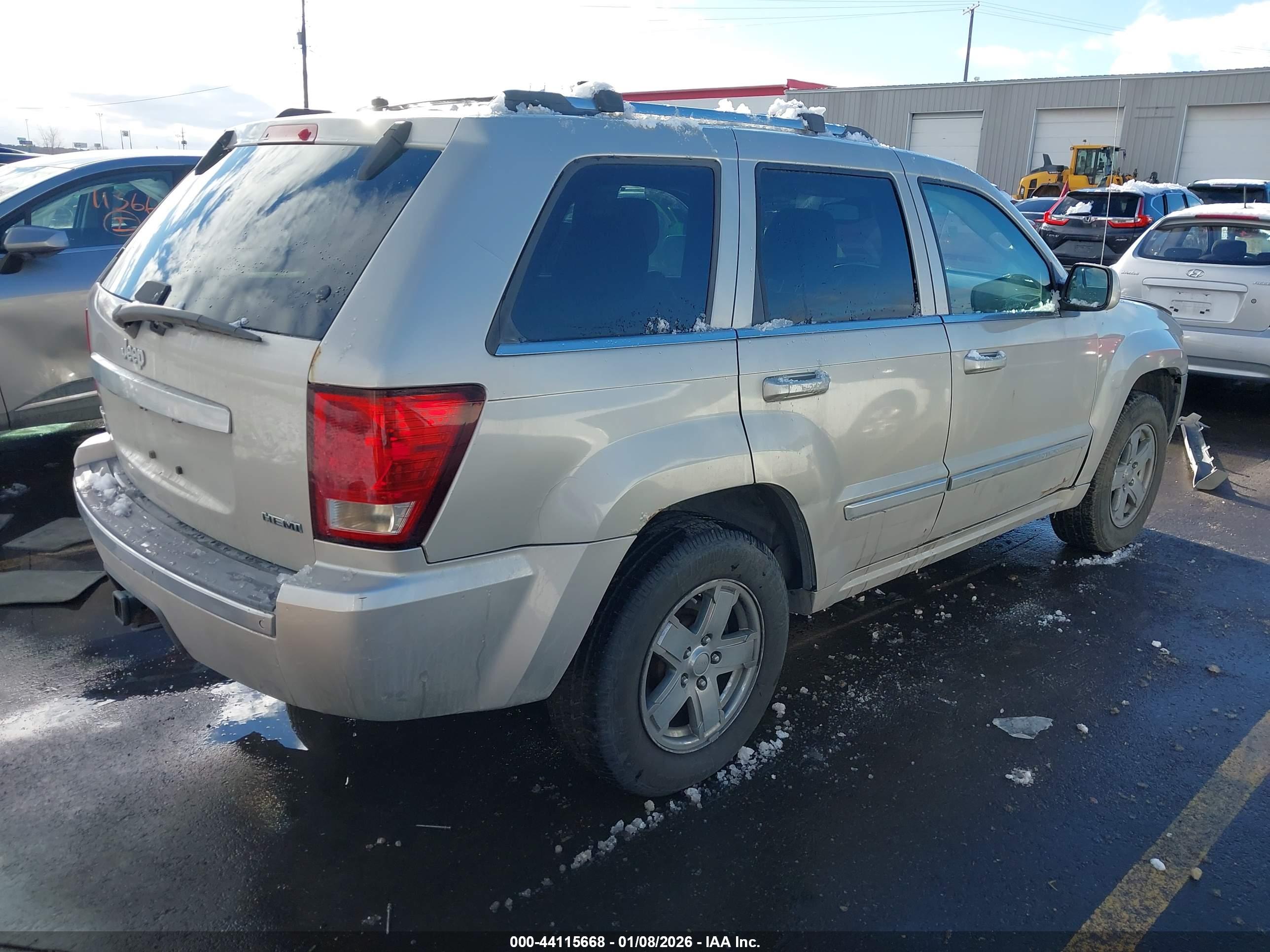 JEEP GRAND image 4