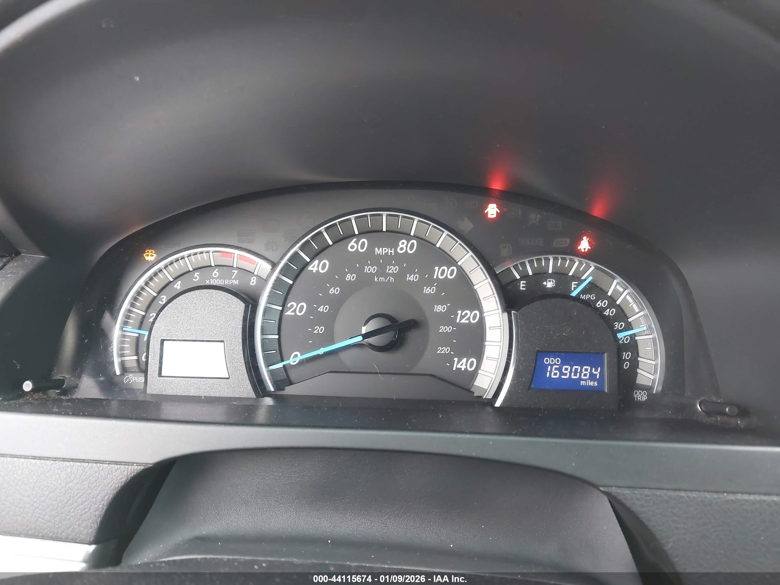 TOYOTA CAMRY image 7