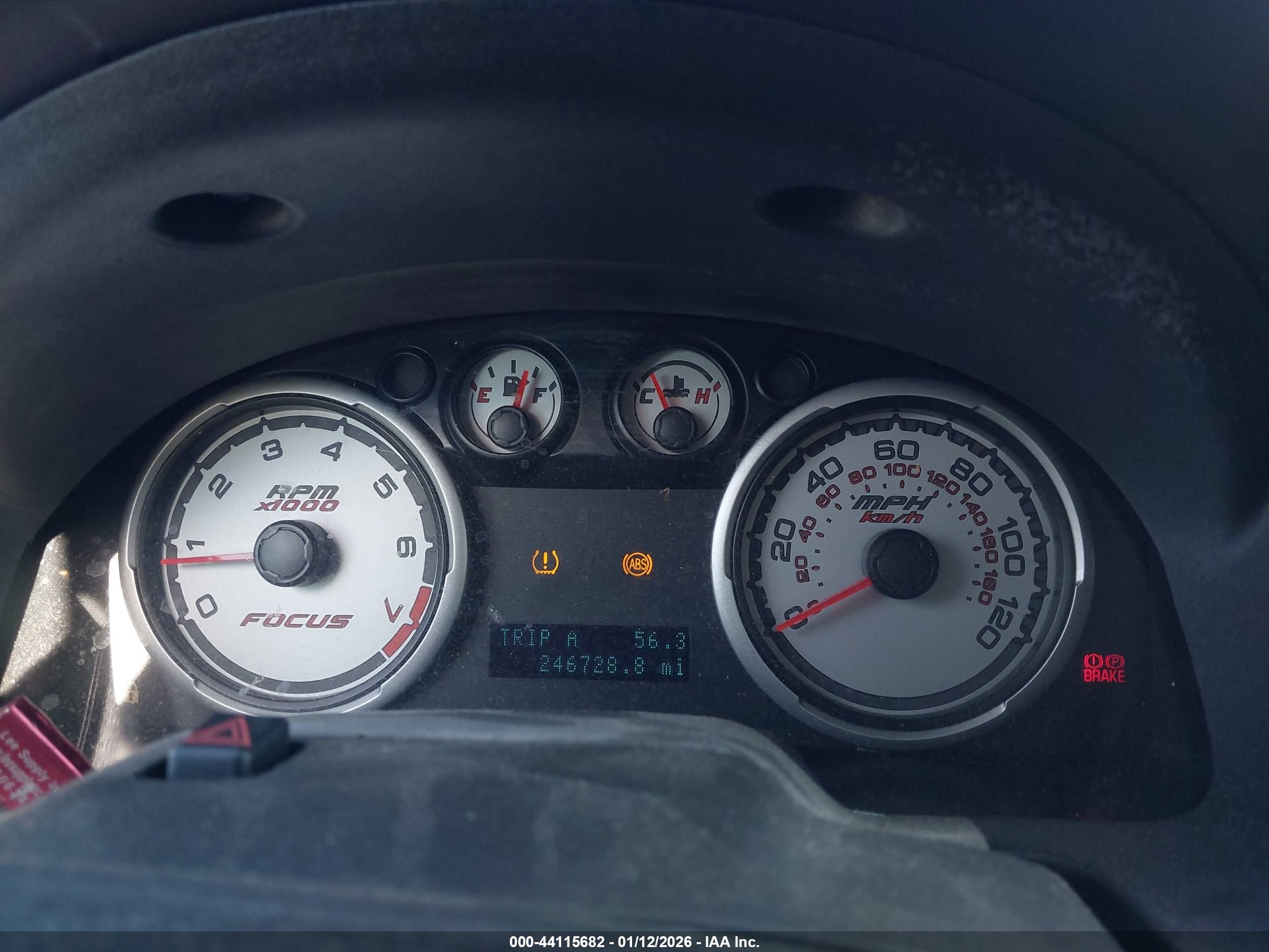 FORD FOCUS image 7