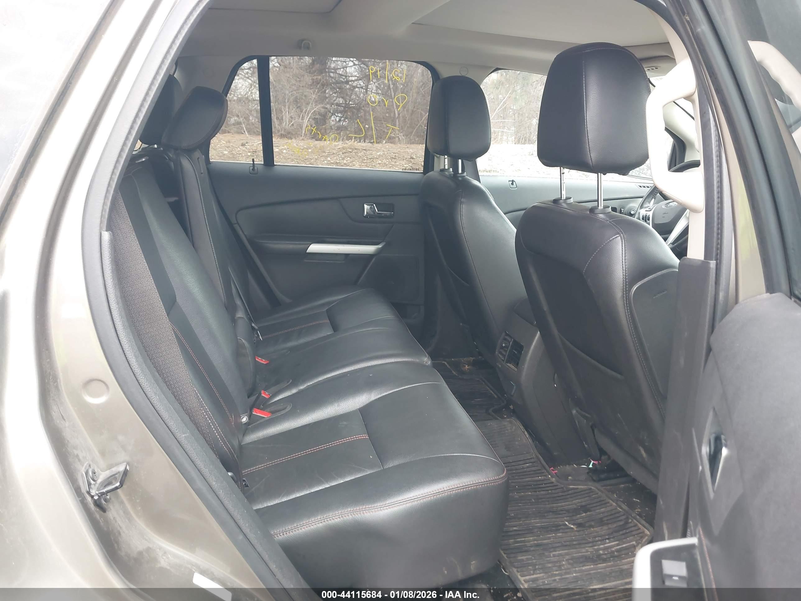 FORD EDGE image 8