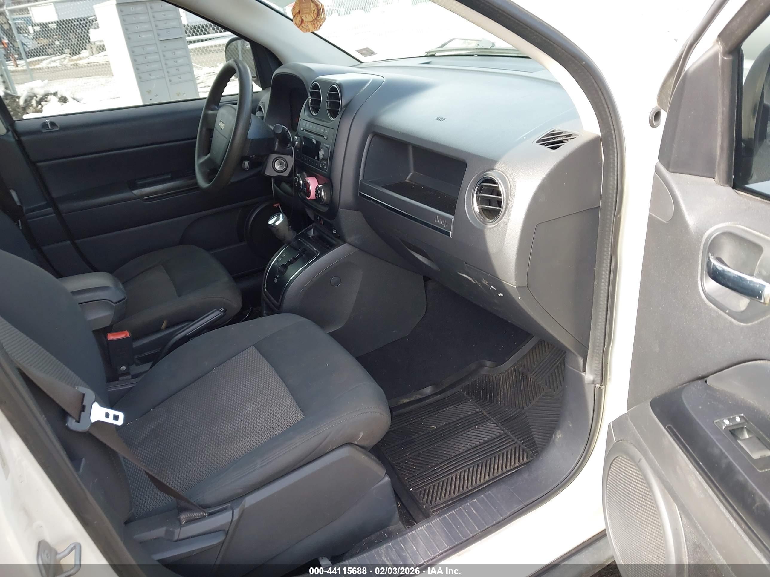 JEEP COMPASS image 5