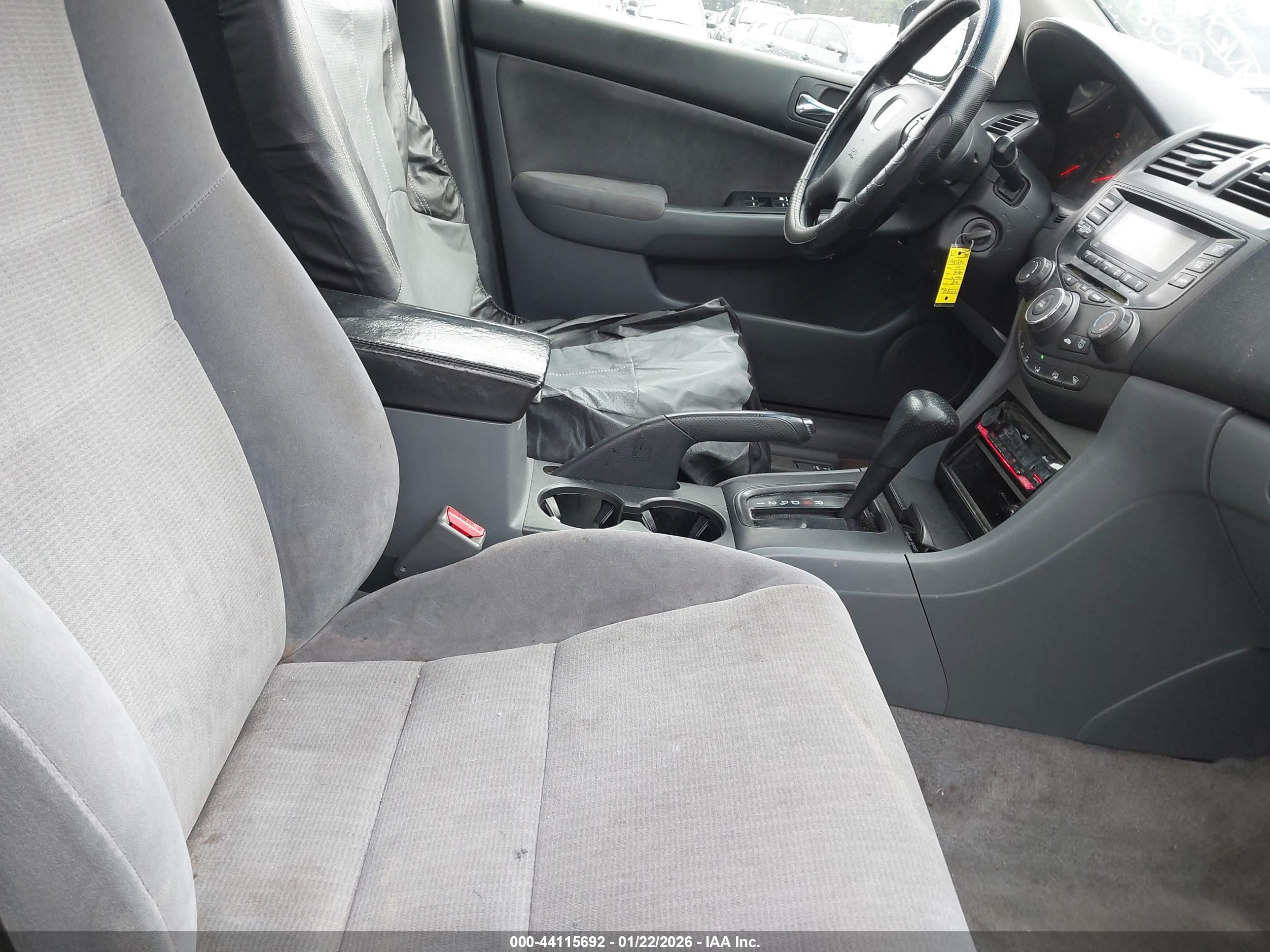 HONDA ACCORD image 5
