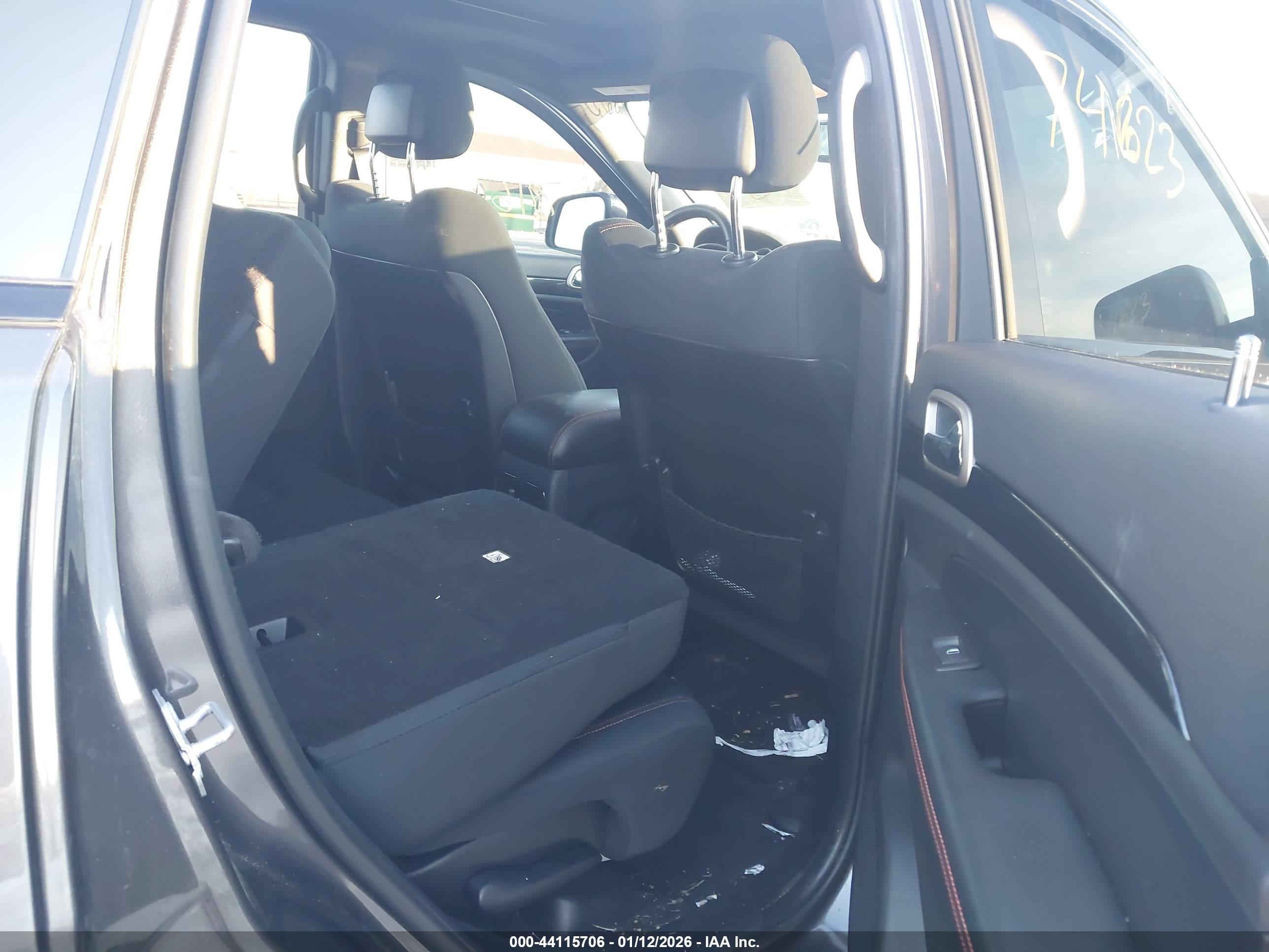 JEEP GRAND image 8