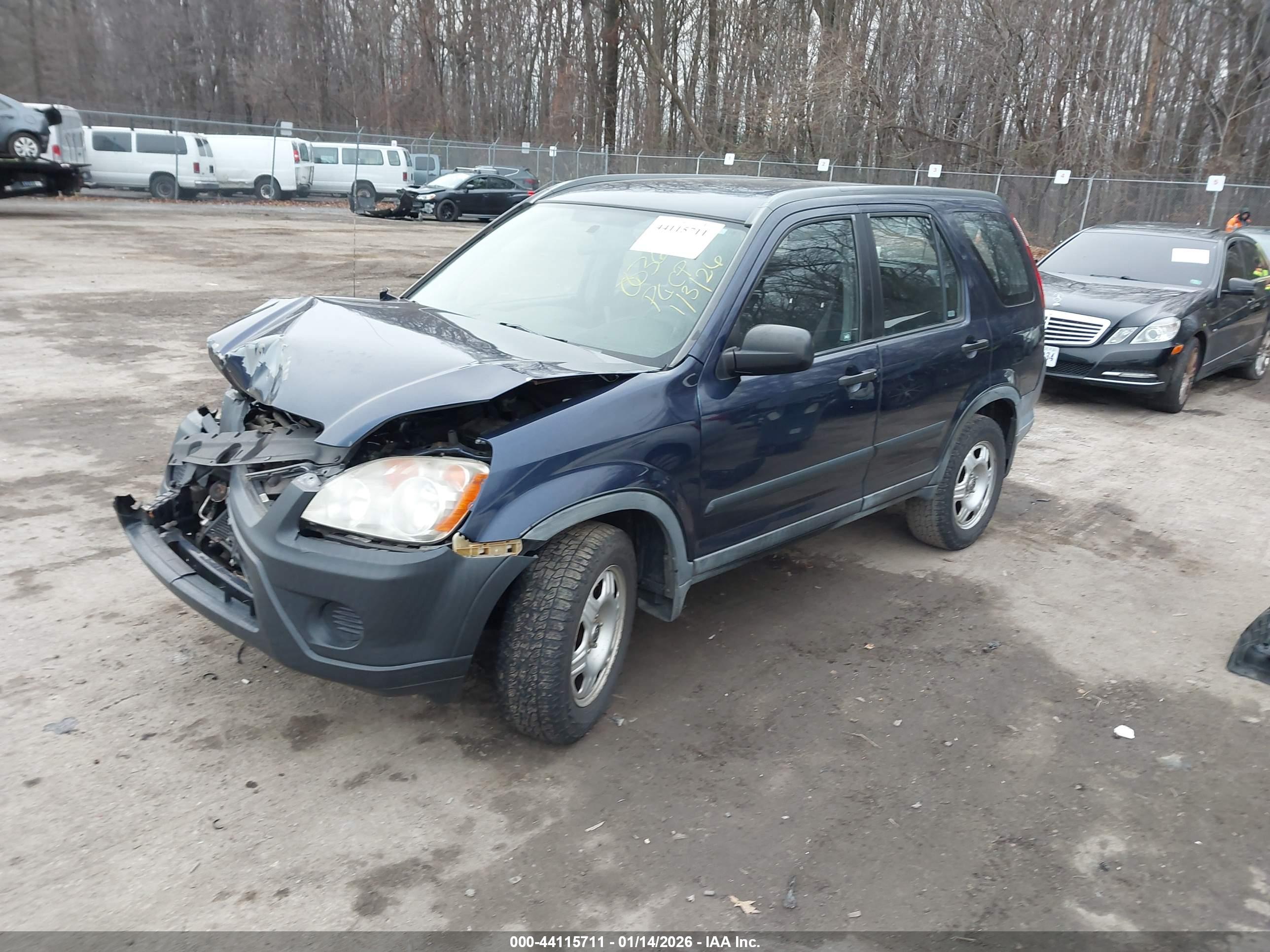 HONDA CR-V image 2