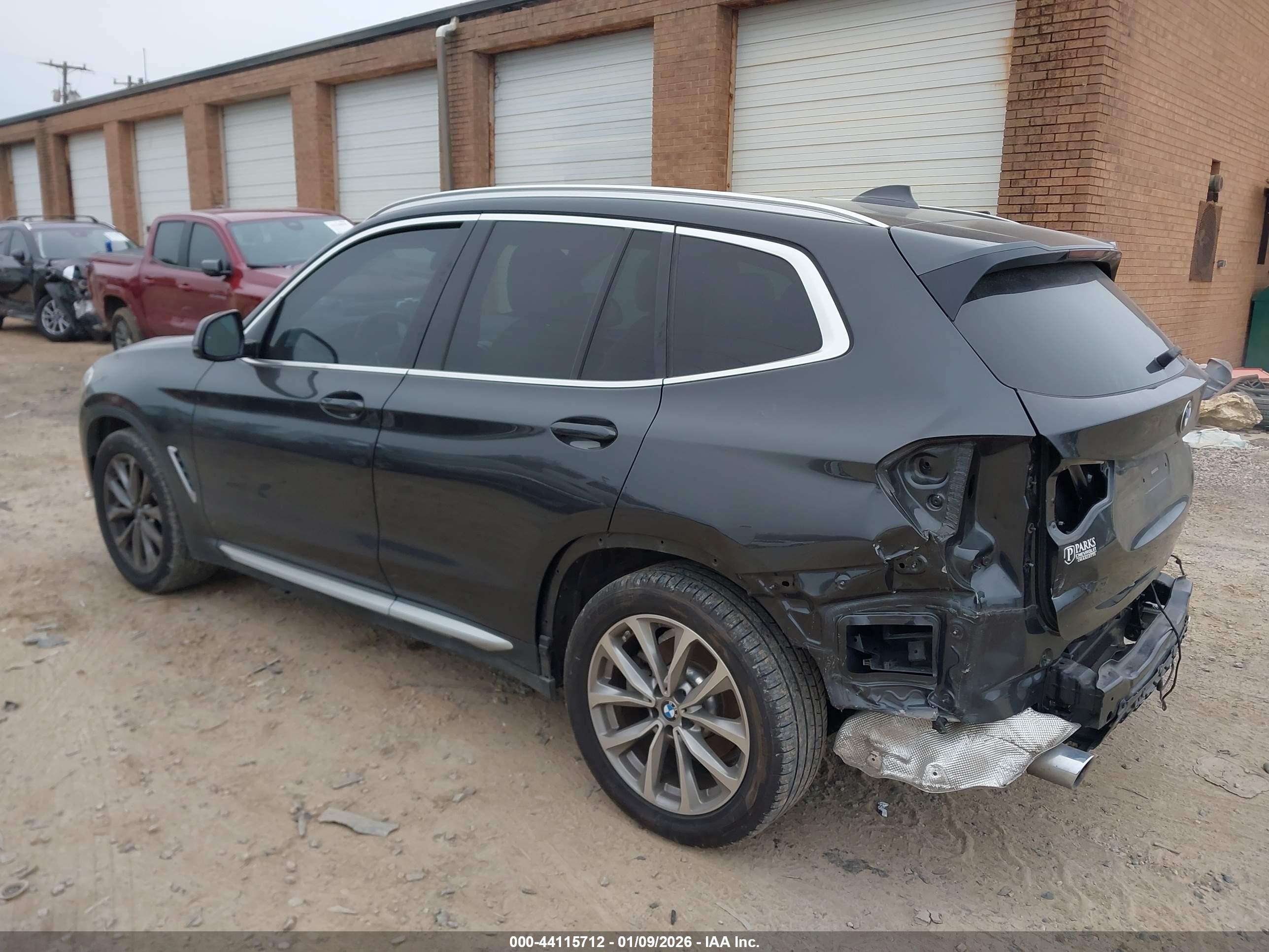 BMW X3 image 3