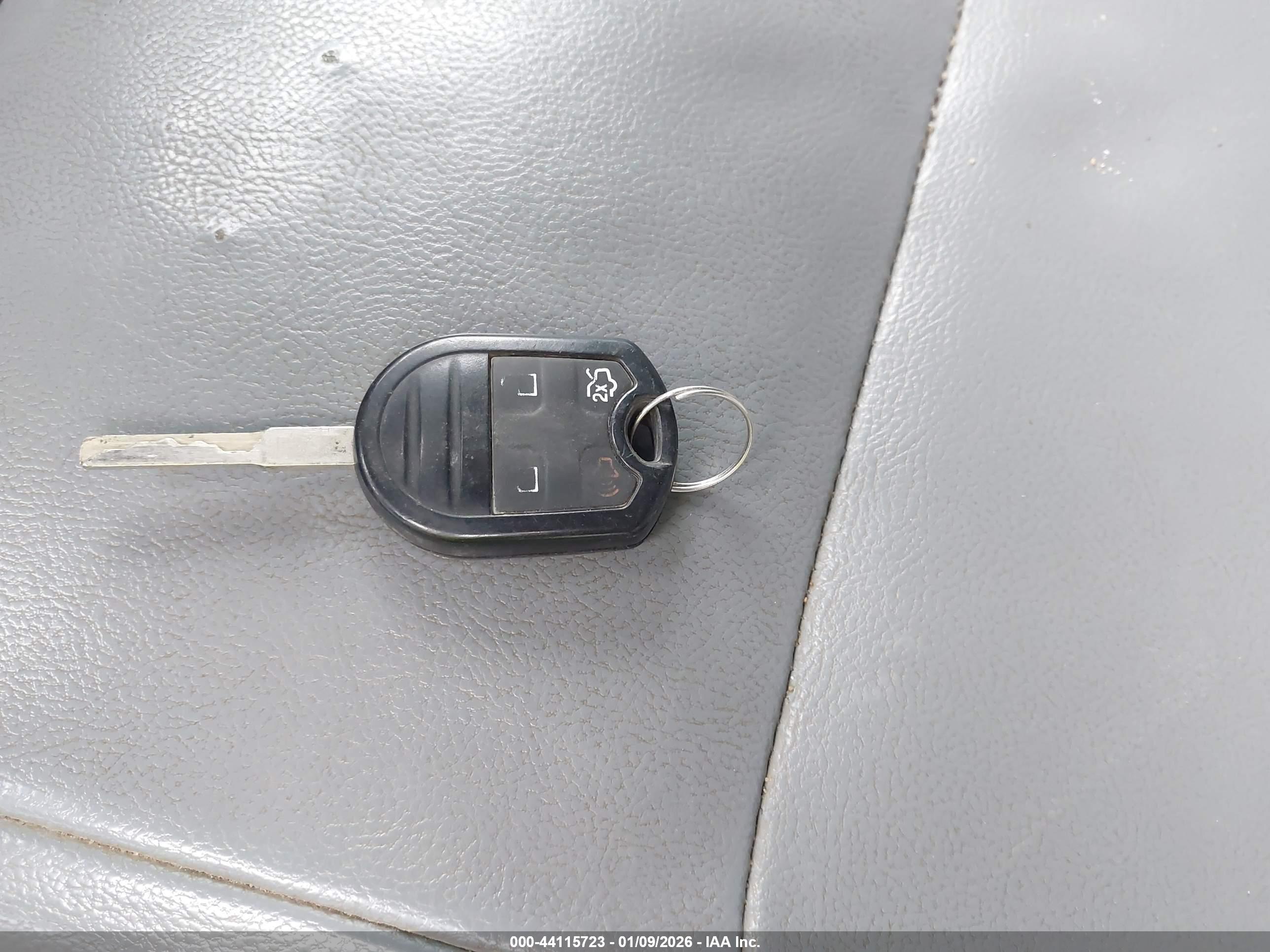 FORD TRANSIT image 11