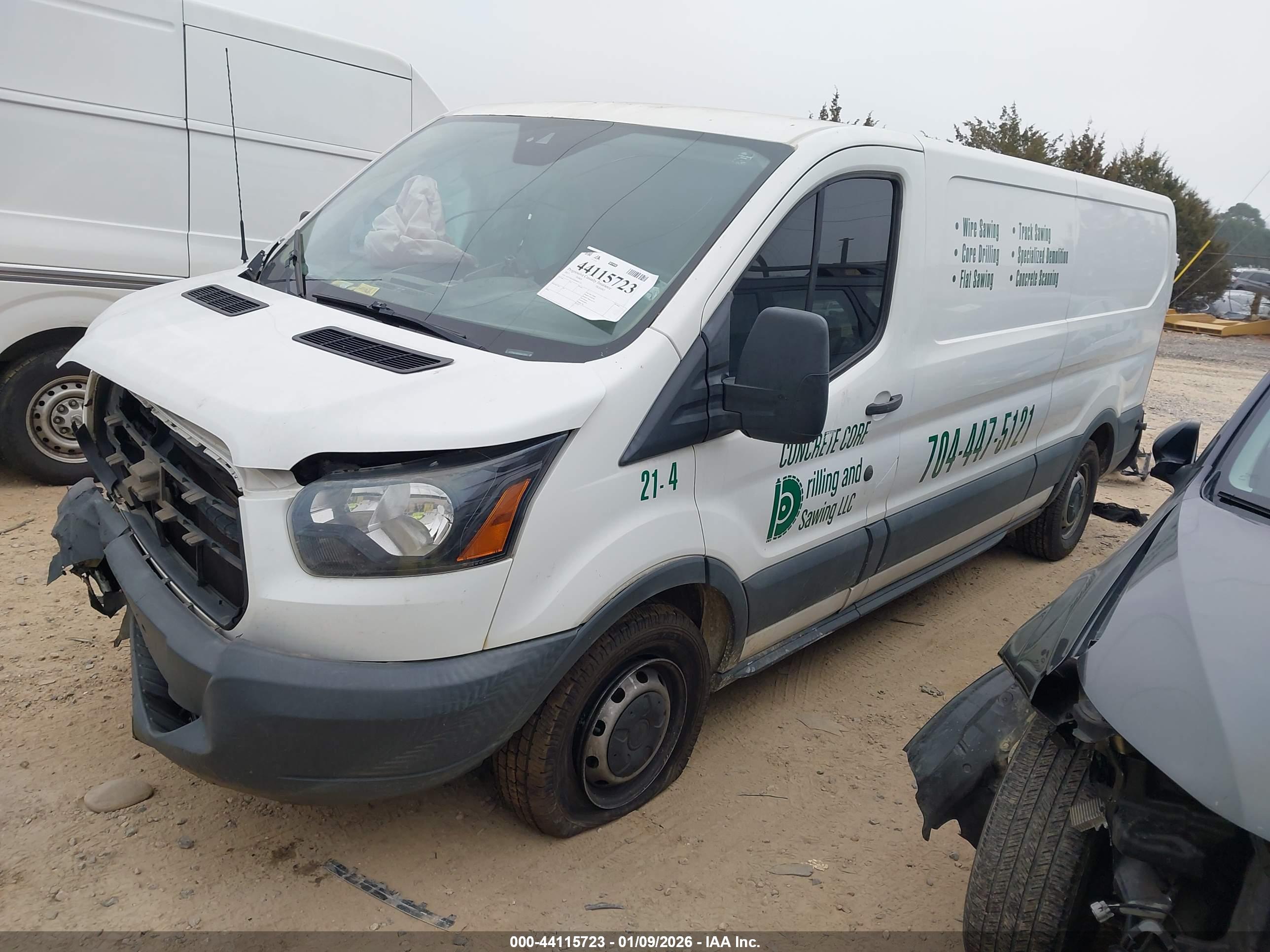 FORD TRANSIT image 2