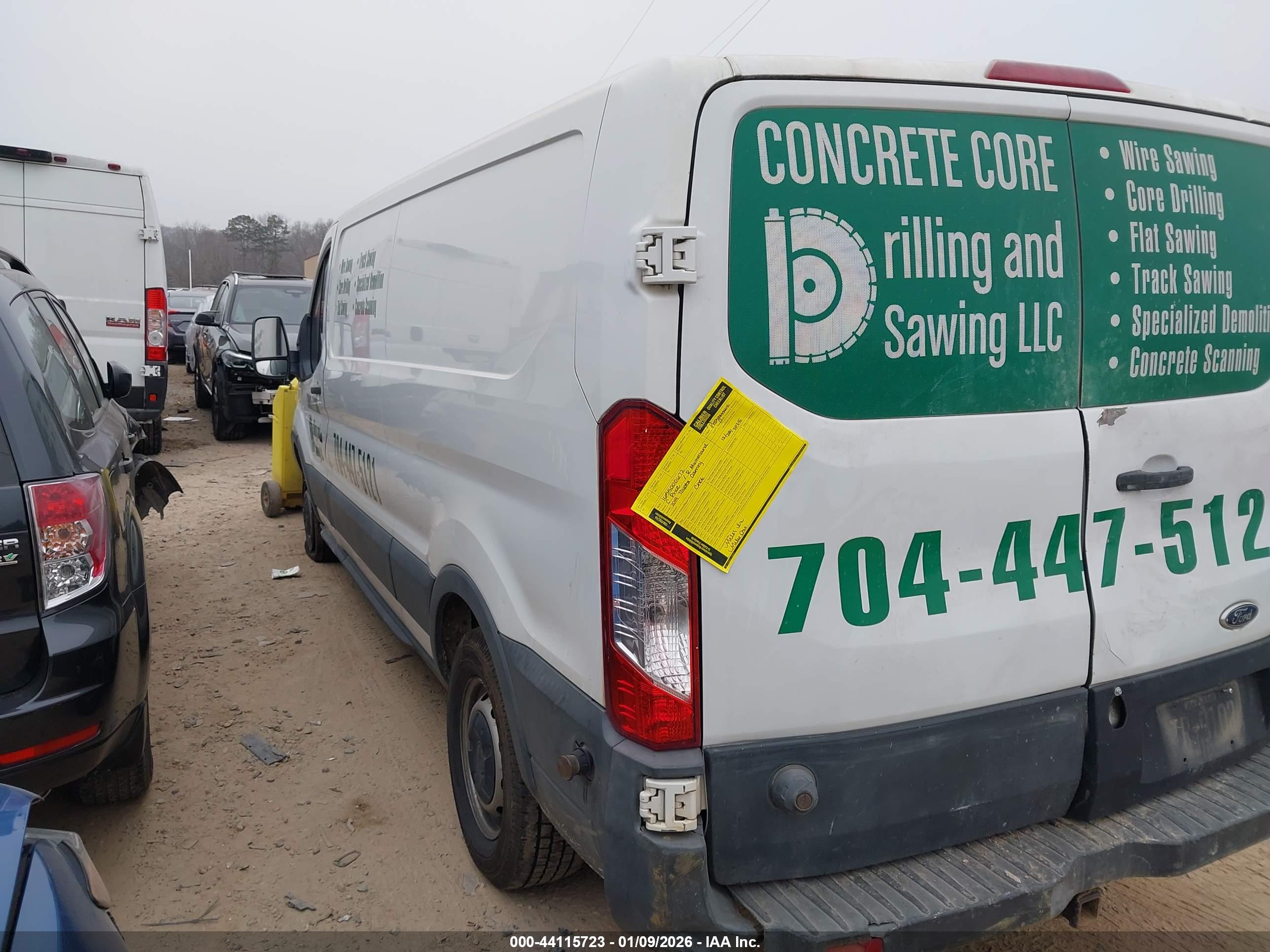 FORD TRANSIT image 3