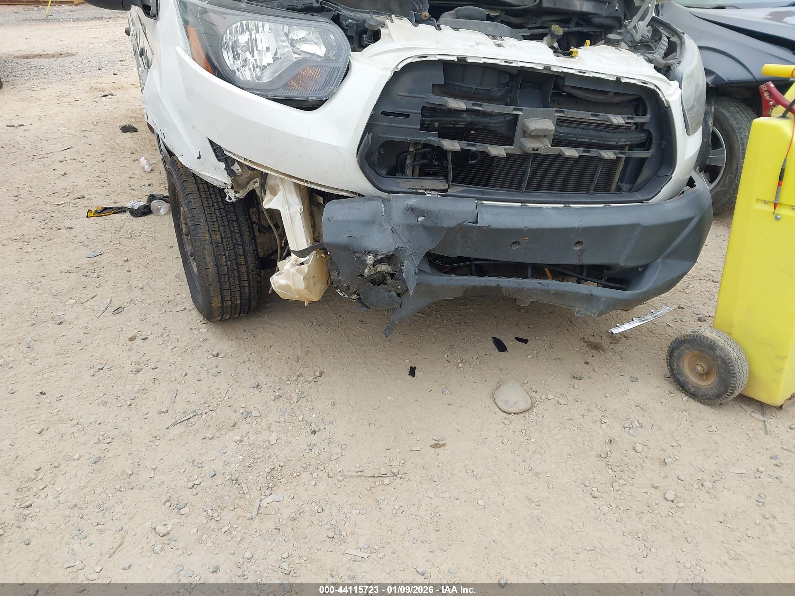FORD TRANSIT image 6