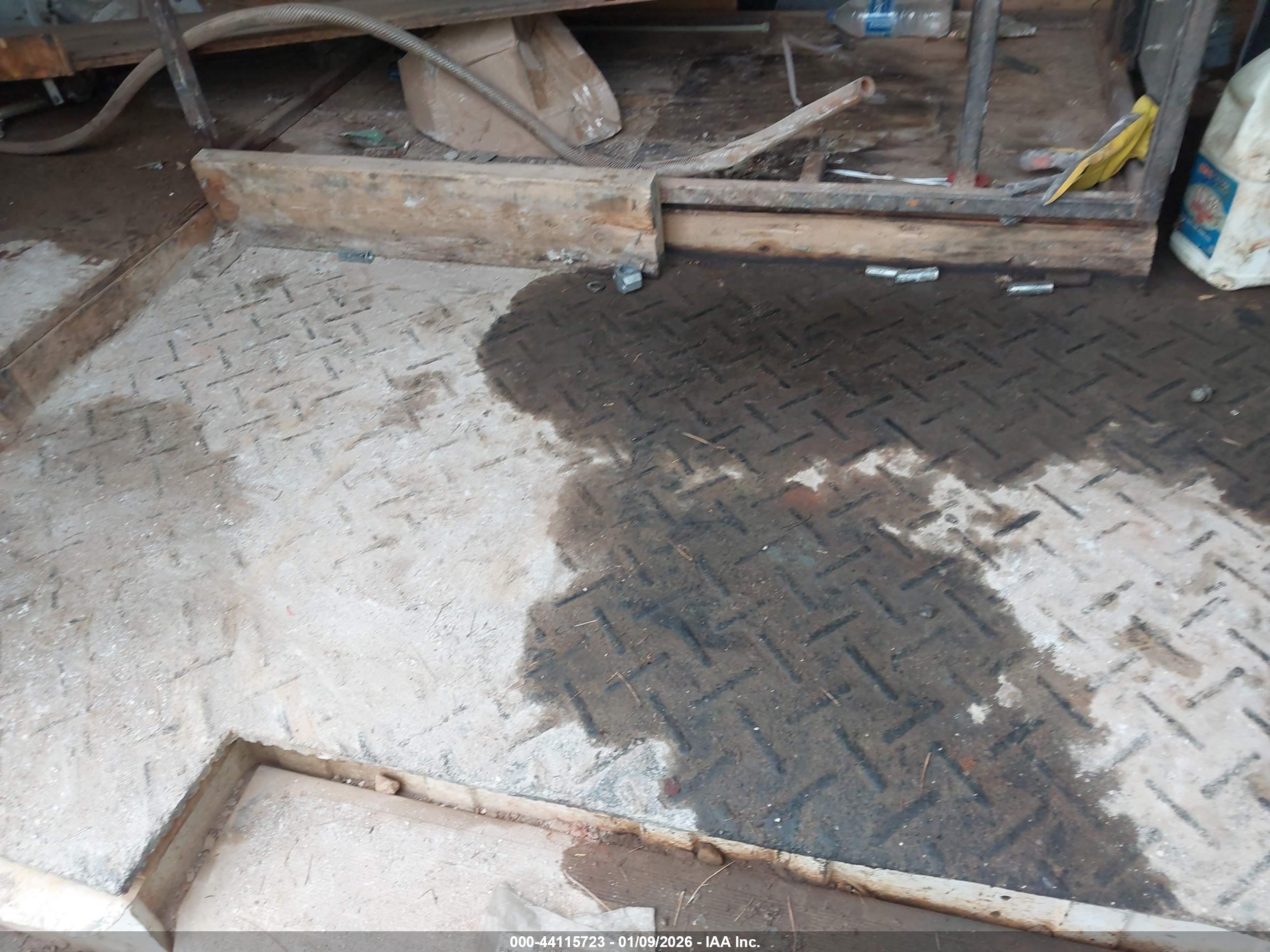 FORD TRANSIT image 8
