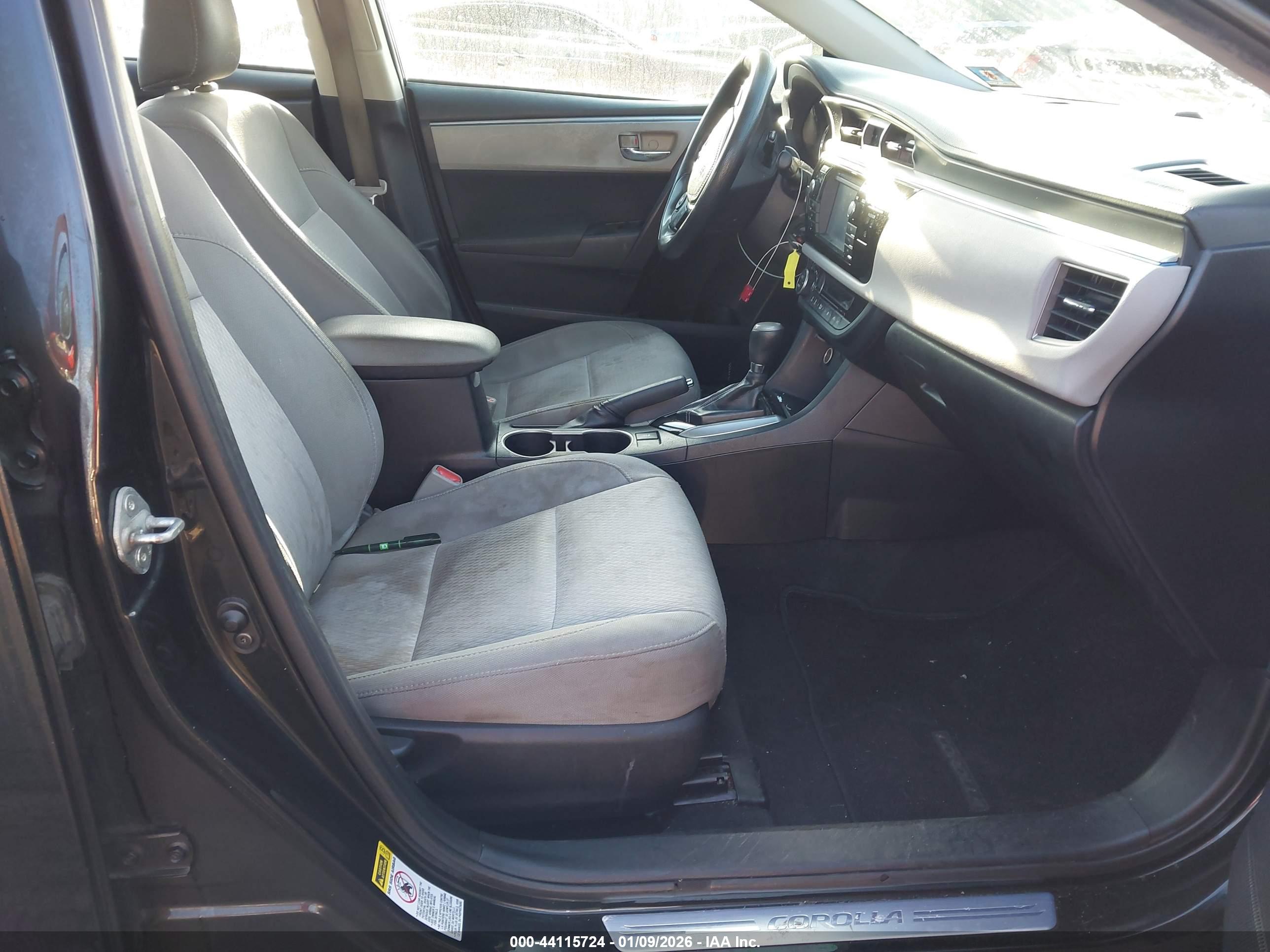 TOYOTA COROLLA image 5