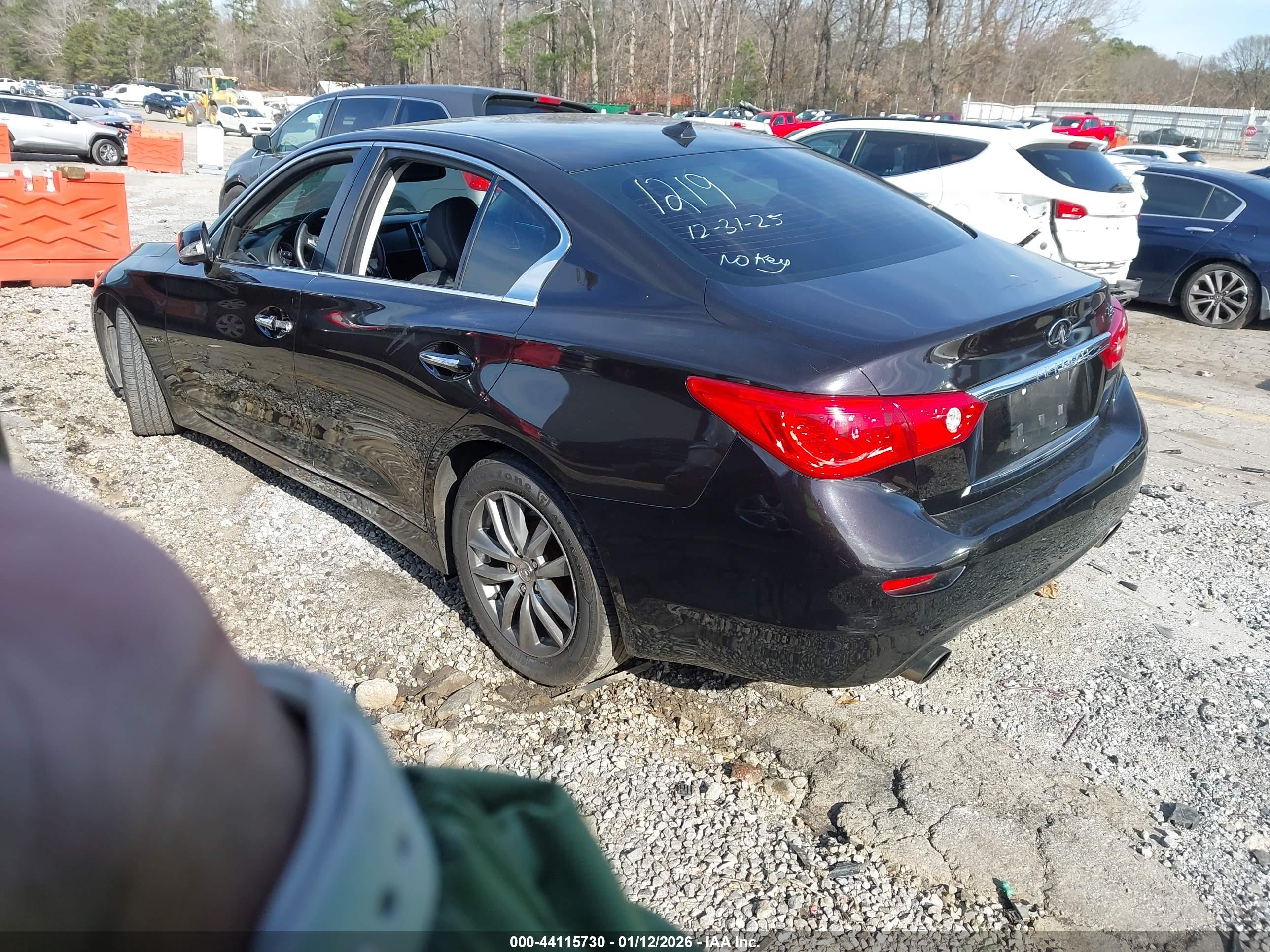 INFINITI Q50 image 3
