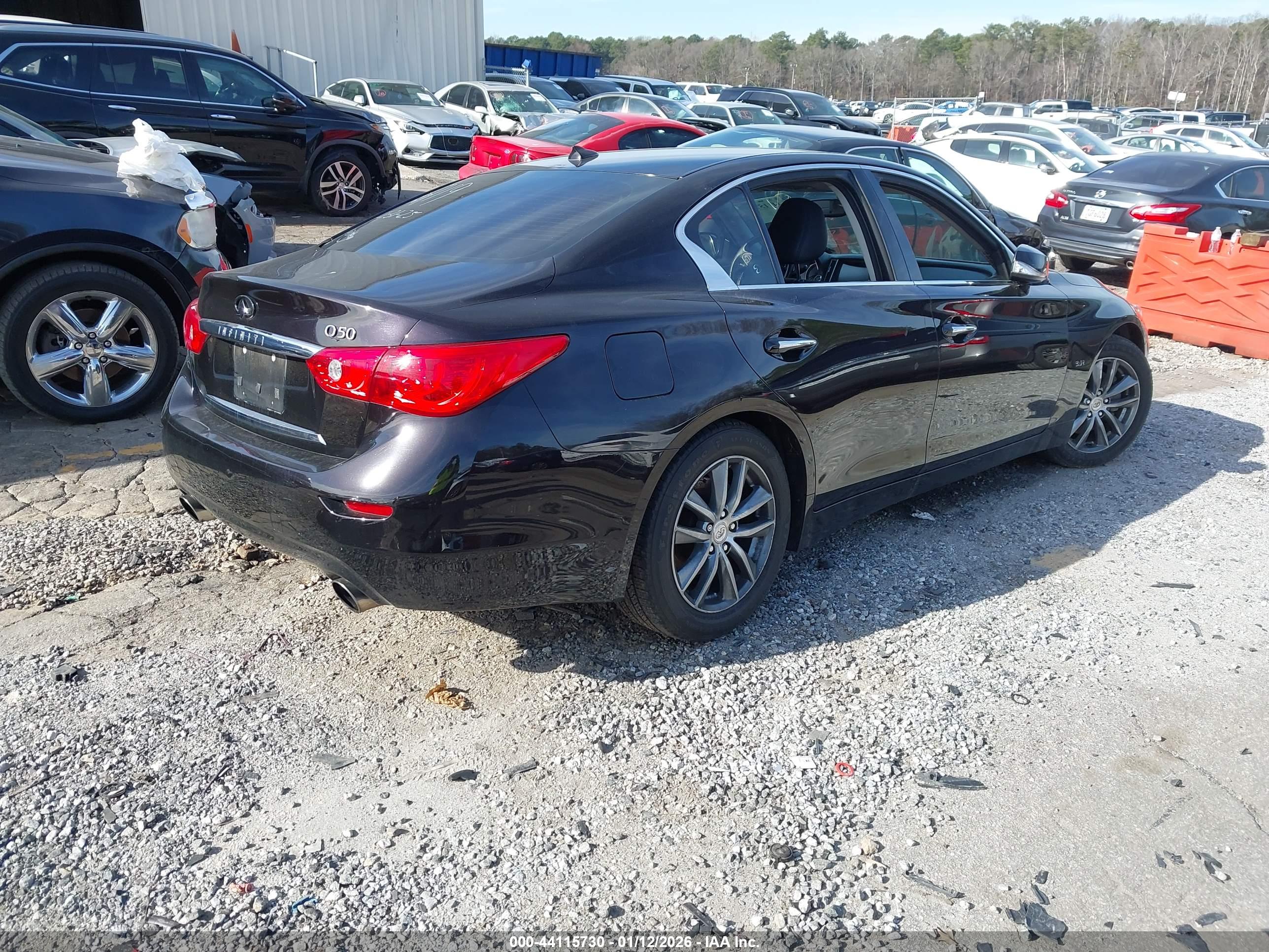 INFINITI Q50 image 4