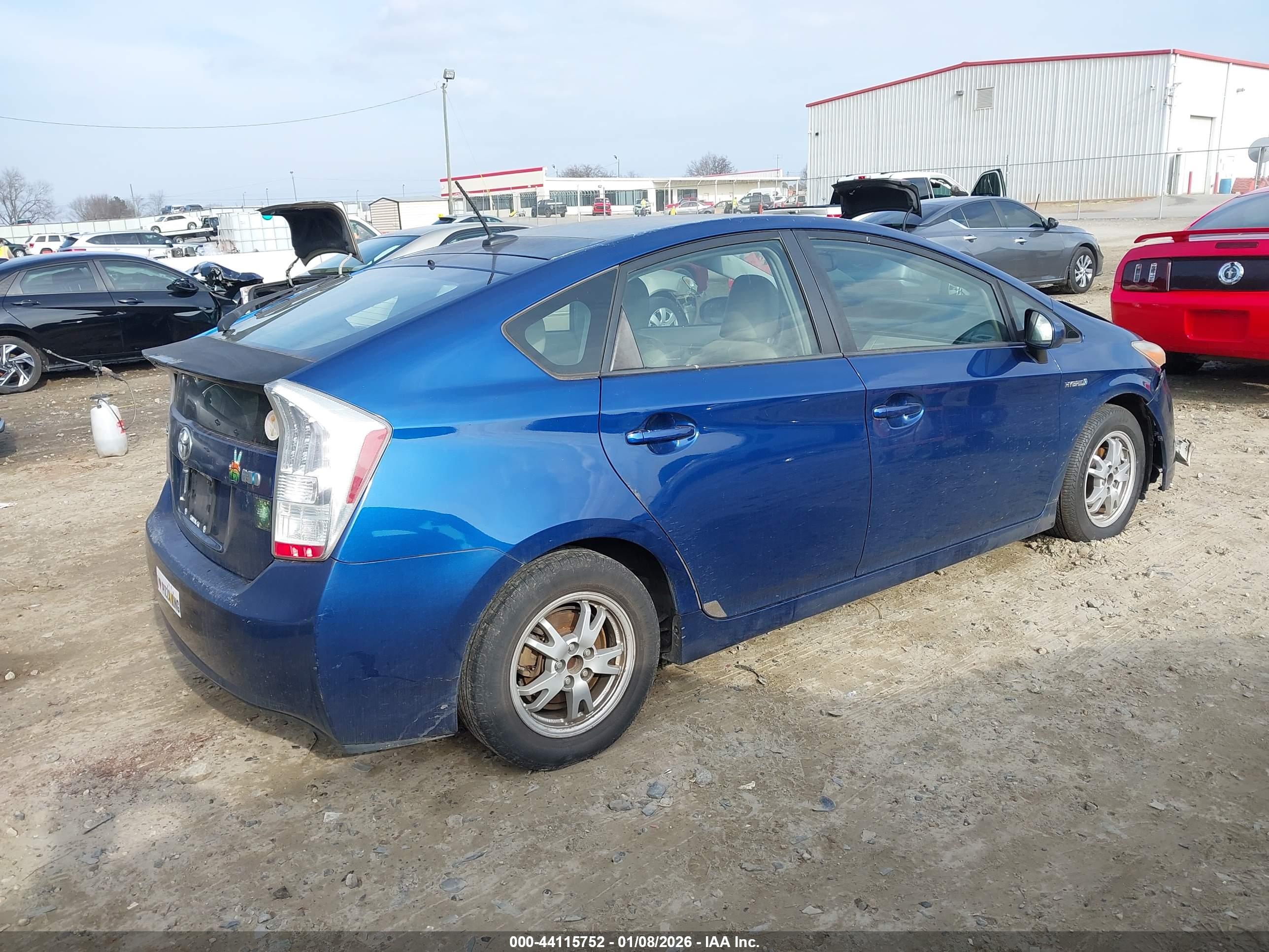 TOYOTA PRIUS image 4