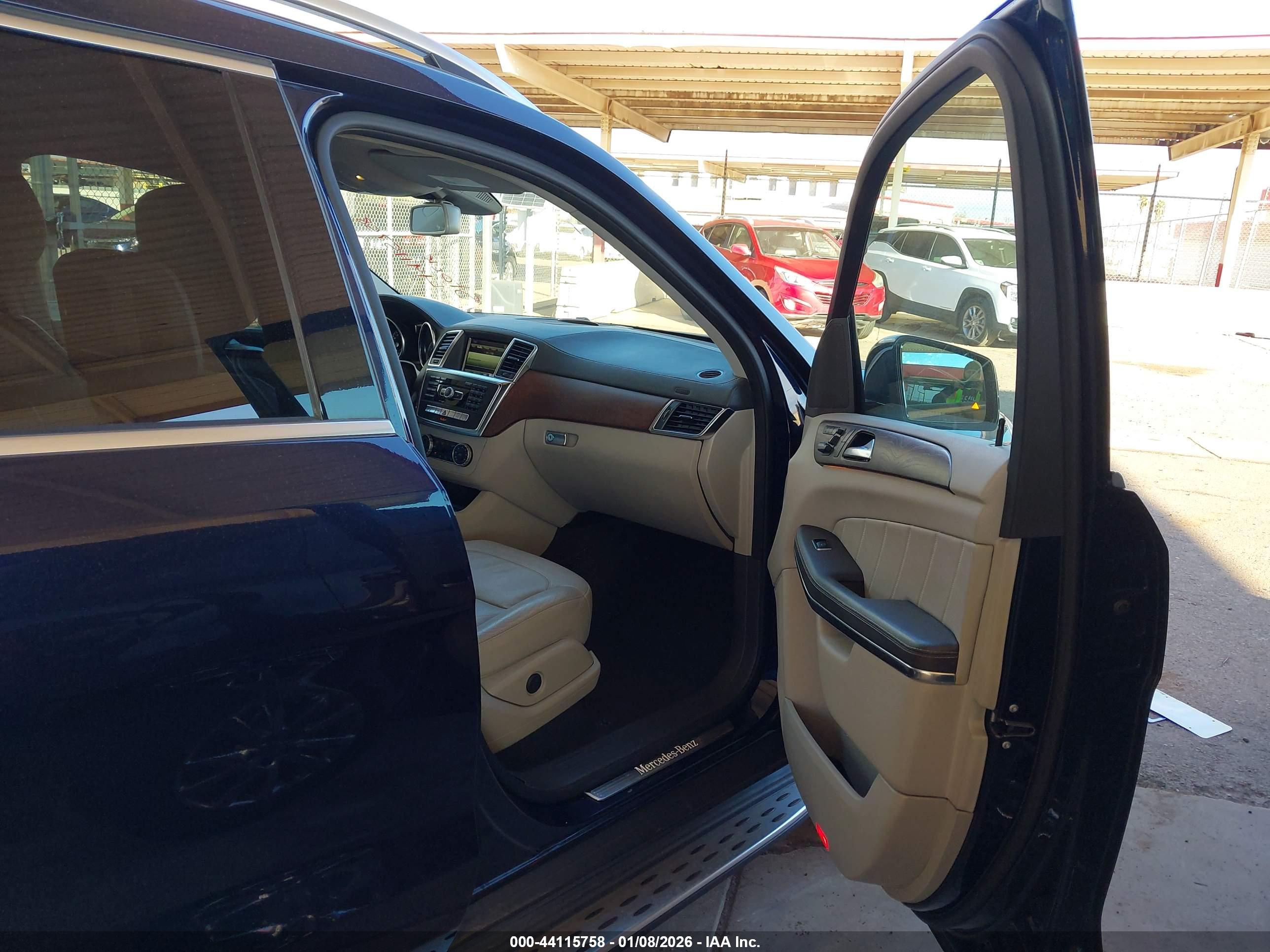 MERCEDES-BENZ GL image 5