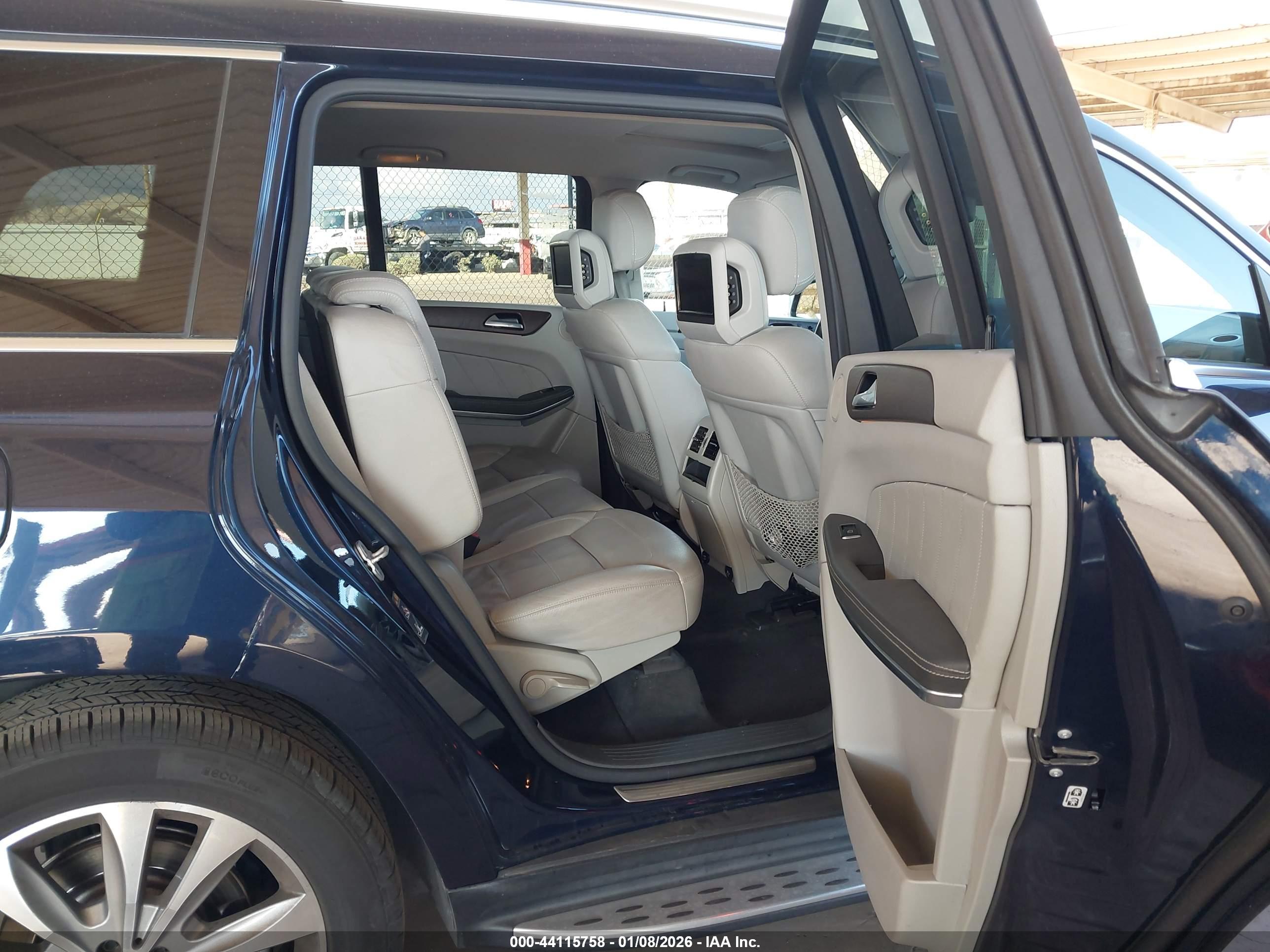 MERCEDES-BENZ GL image 8