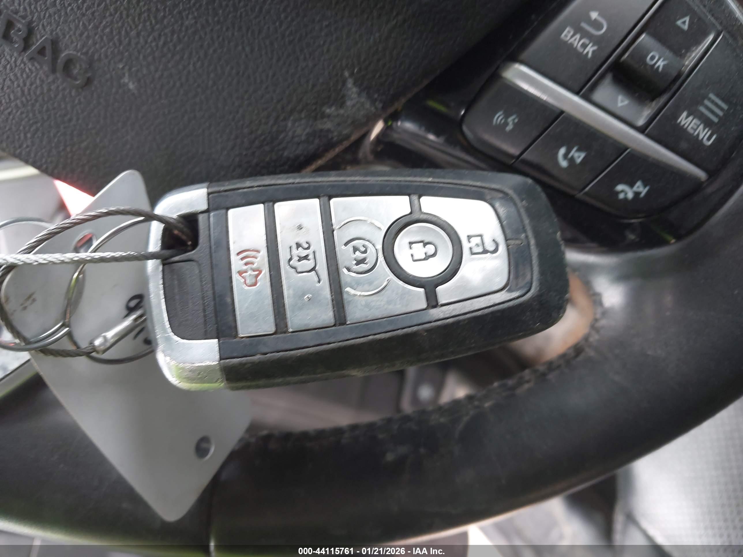 FORD ESCAPE image 11