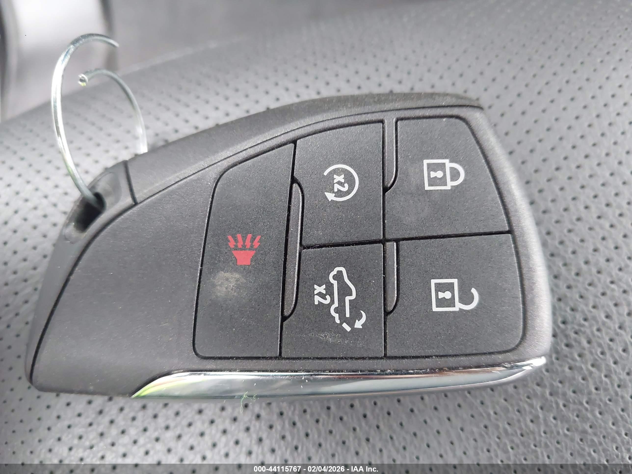 GMC SIERRA image 11