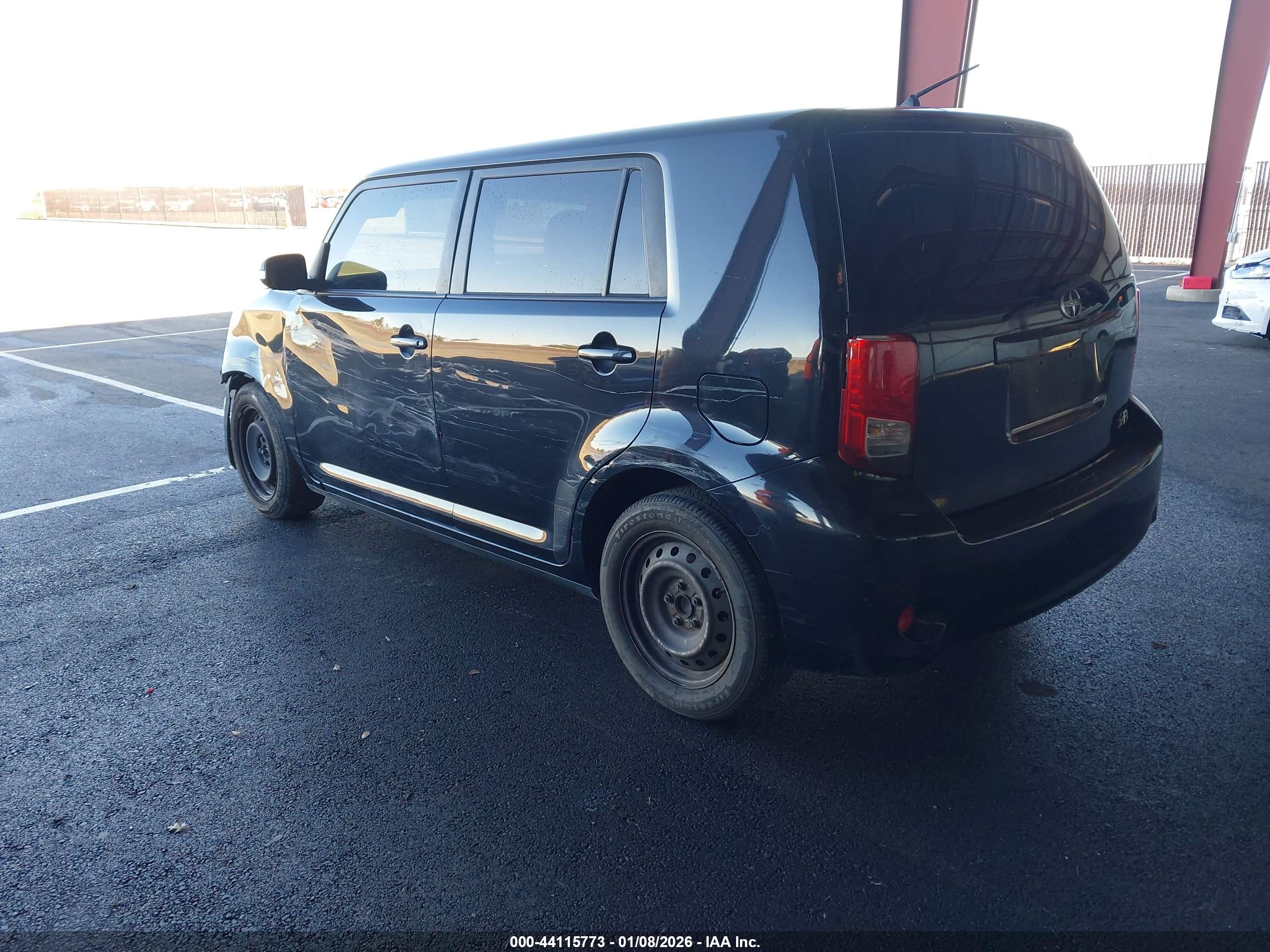 SCION XB image 3