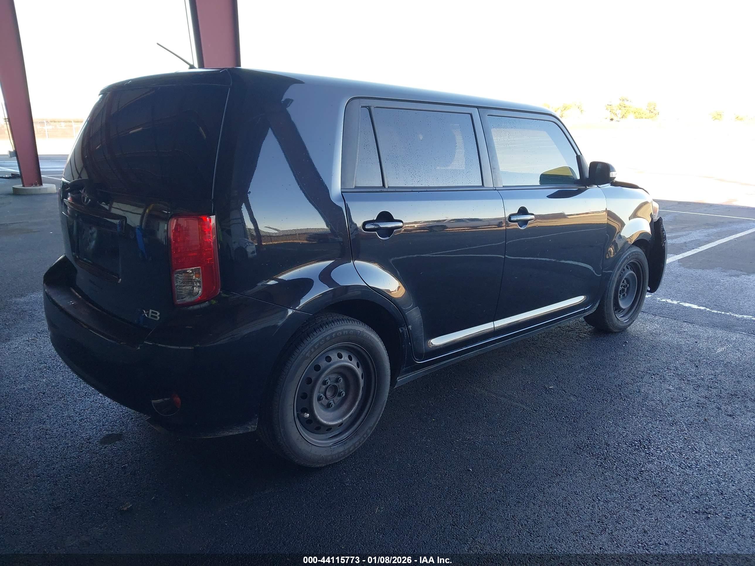 SCION XB image 4