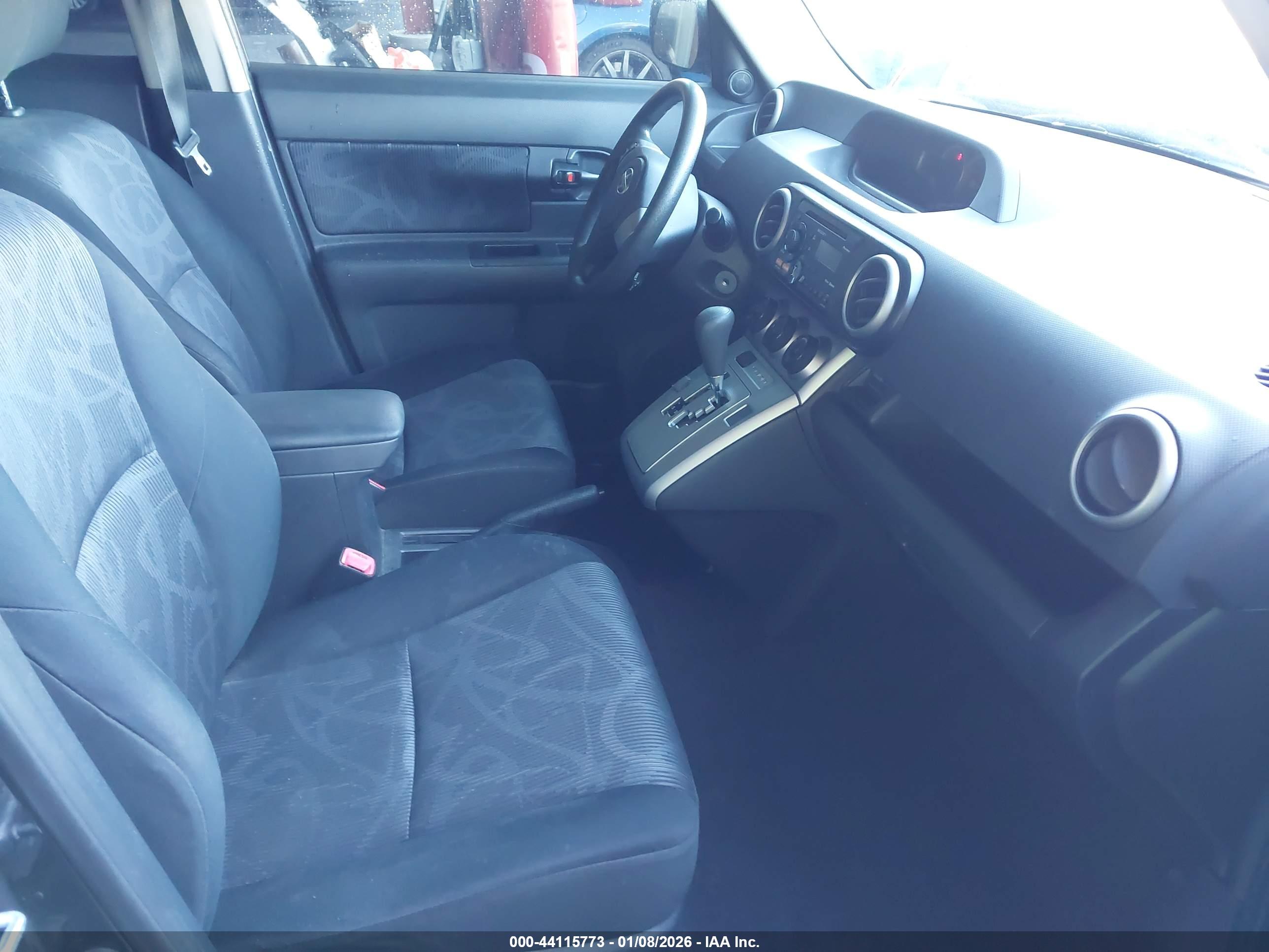 SCION XB image 5