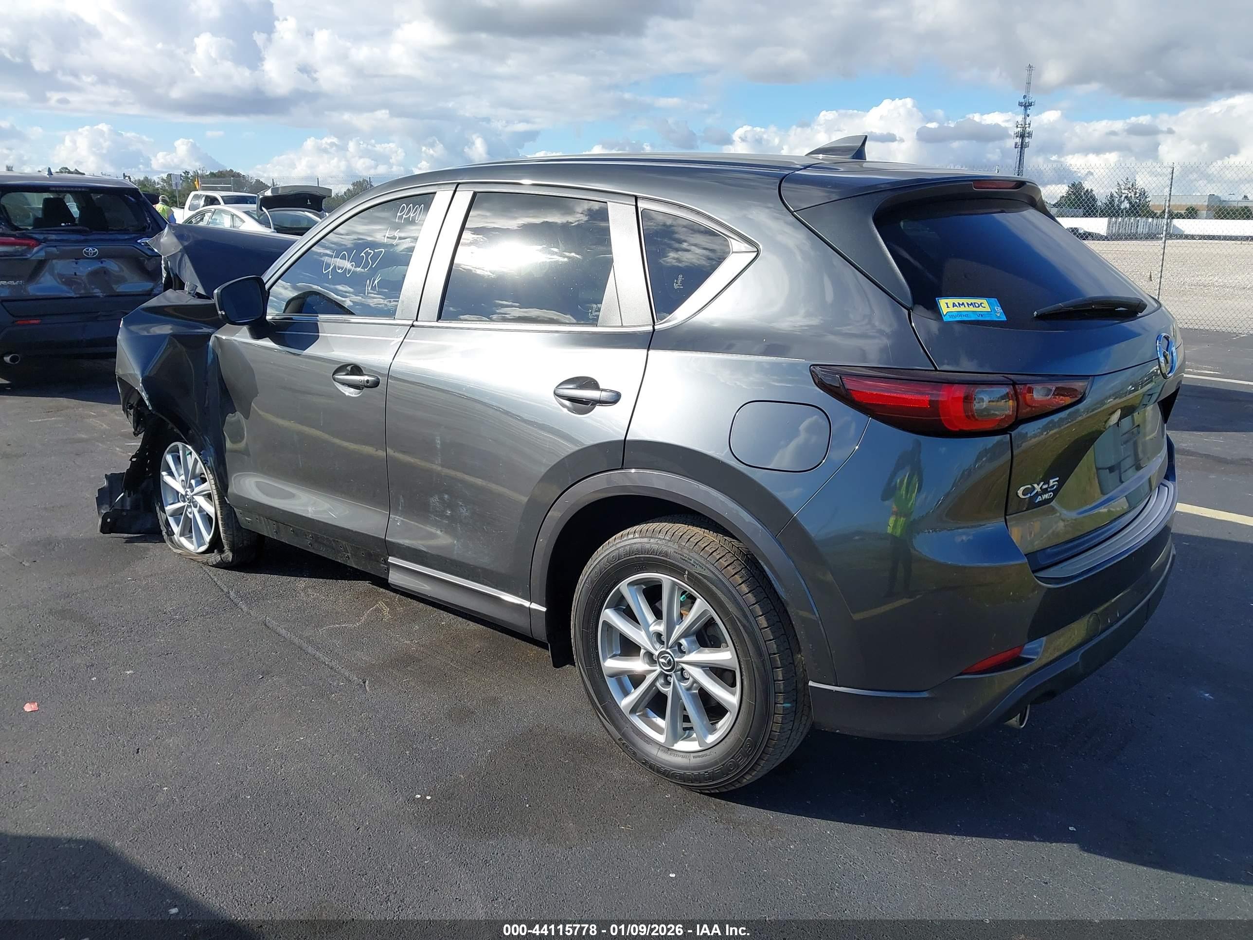 MAZDA CX-5 image 3