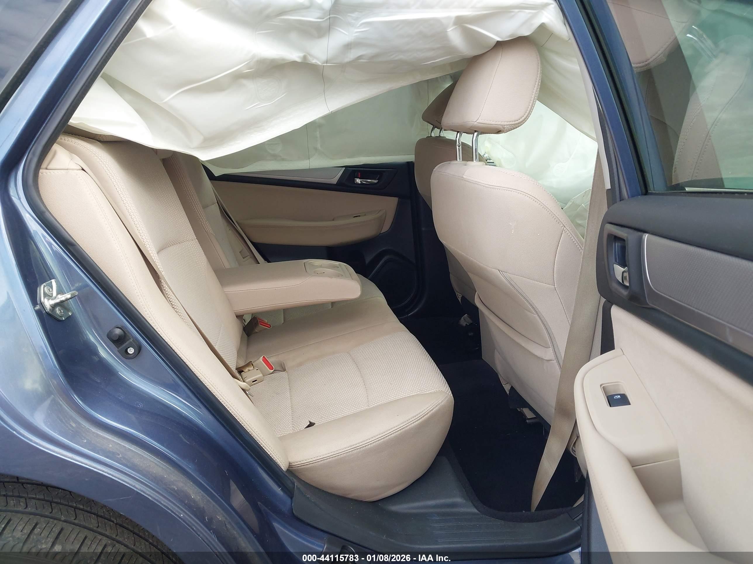 SUBARU OUTBACK image 8