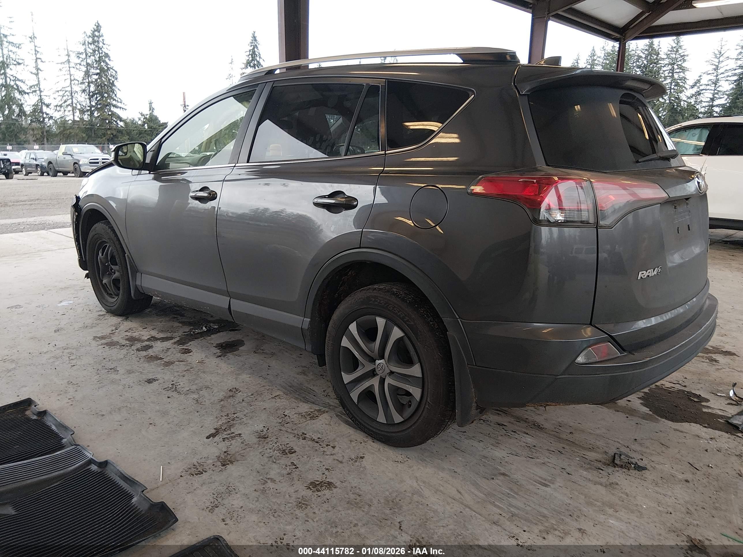 TOYOTA RAV4 image 3