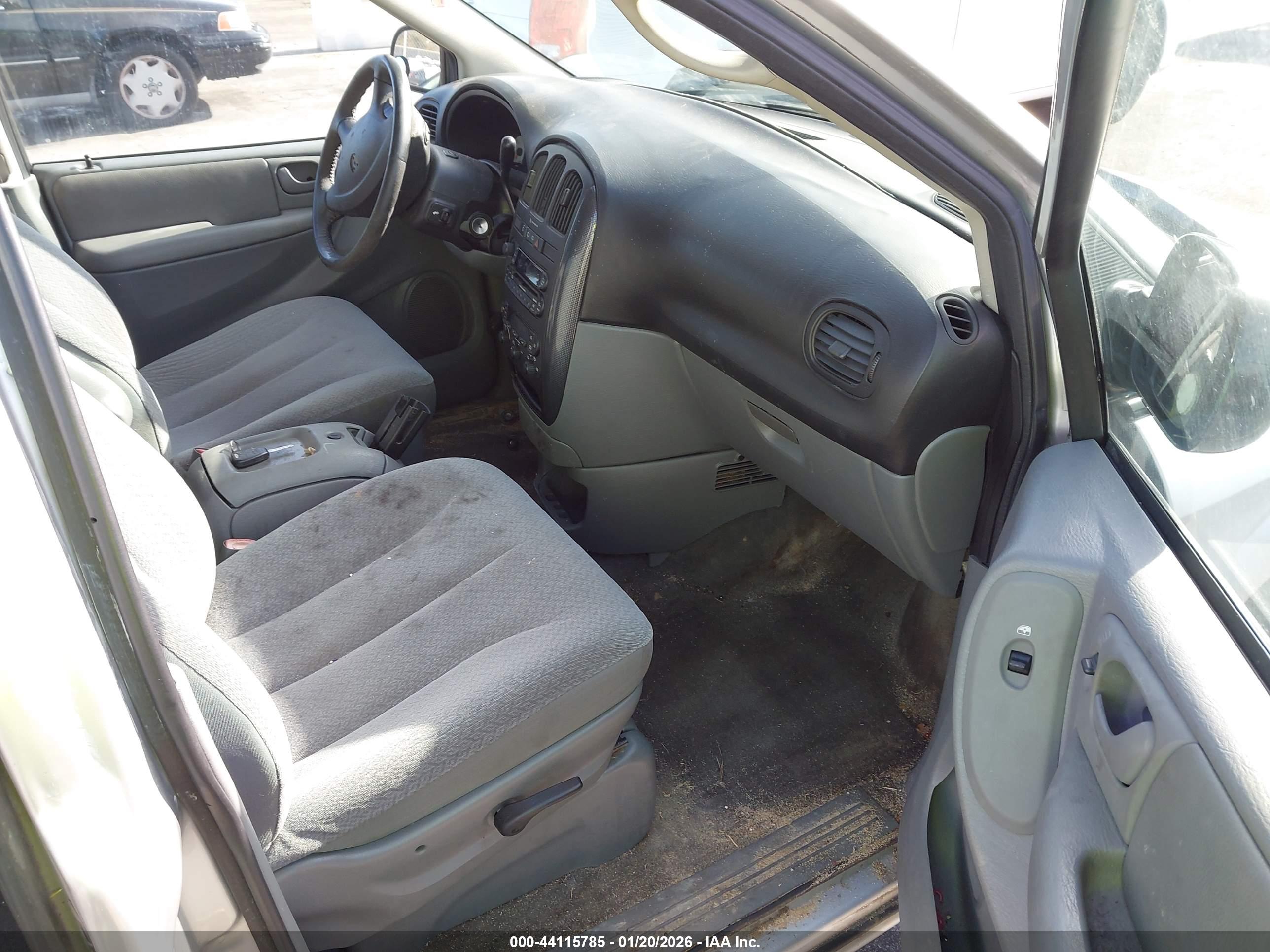 DODGE GRAND image 5