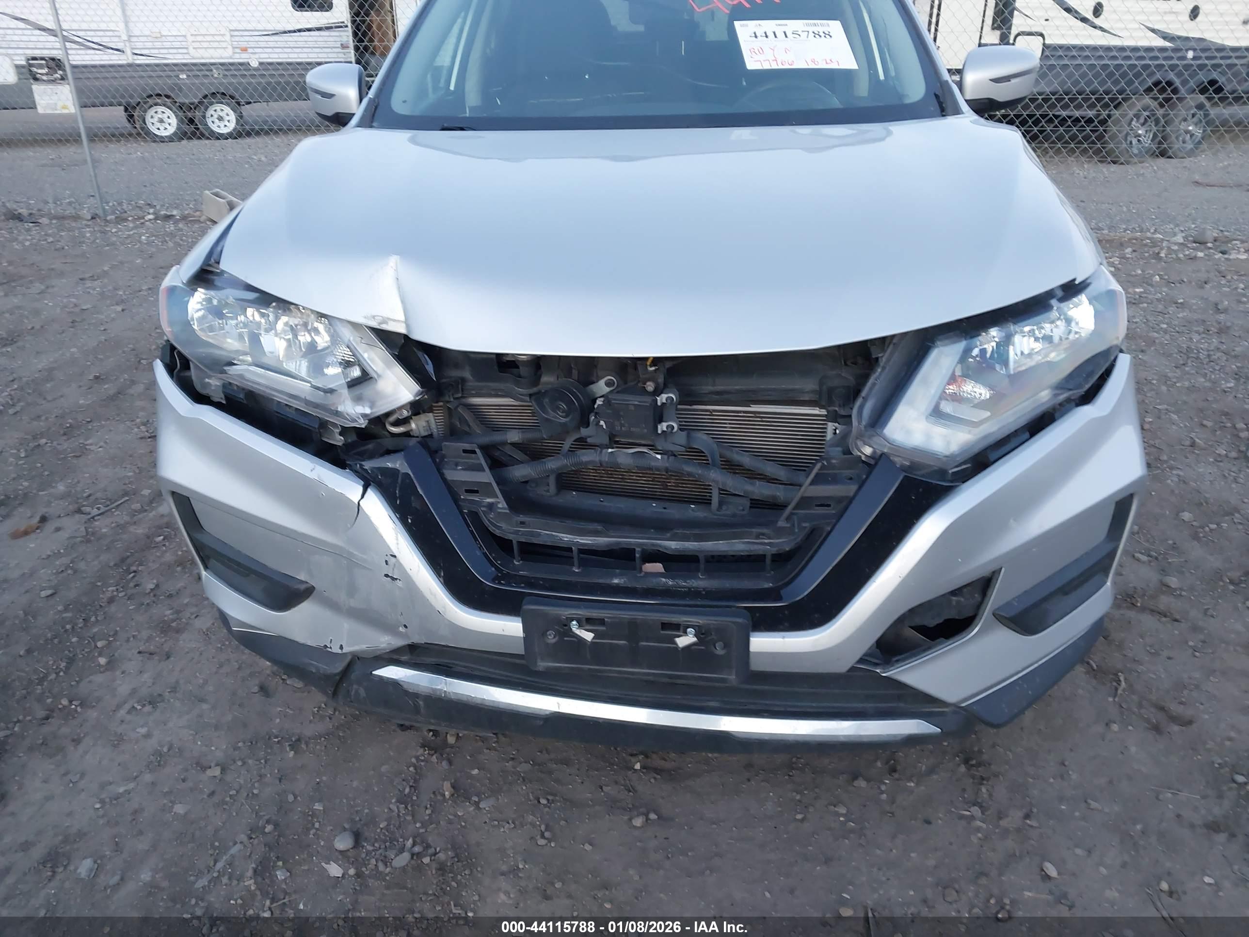 NISSAN ROGUE image 6