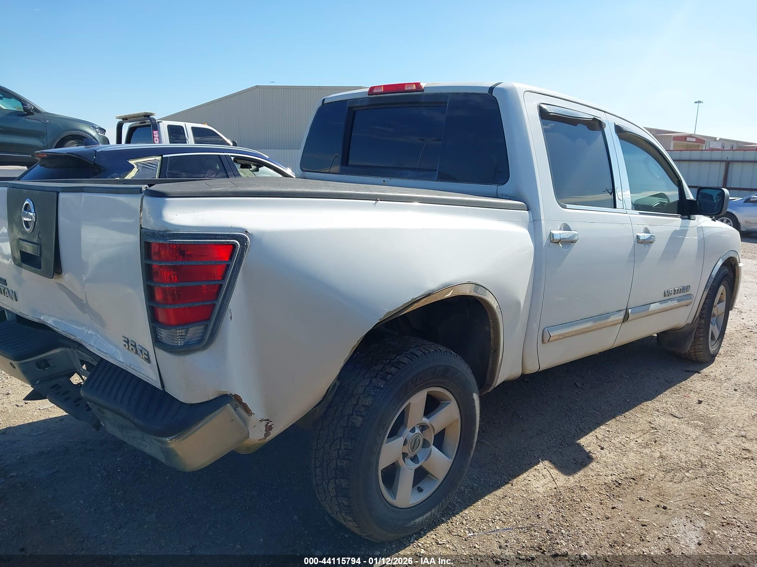 NISSAN TITAN image 4