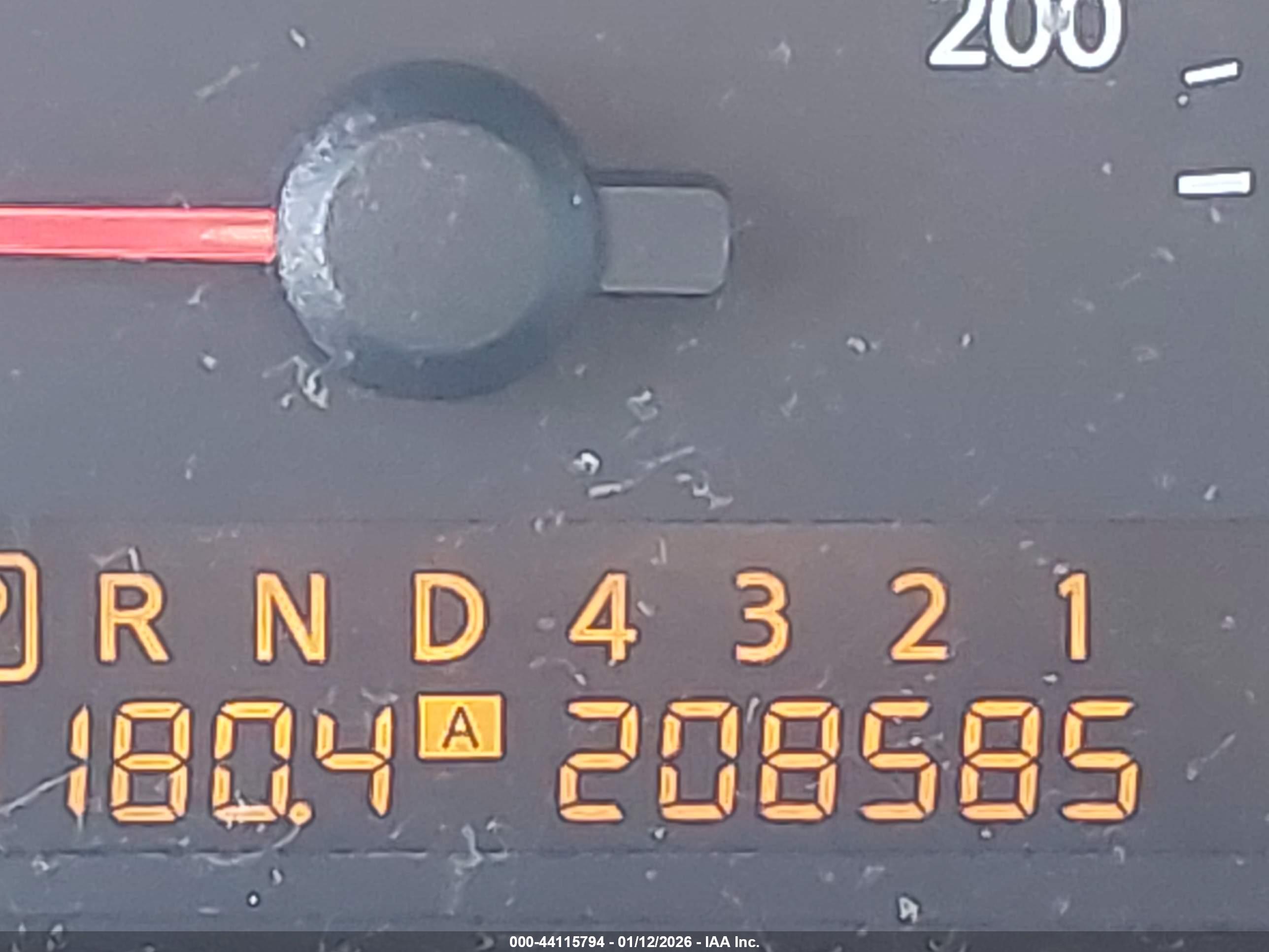 NISSAN TITAN image 6