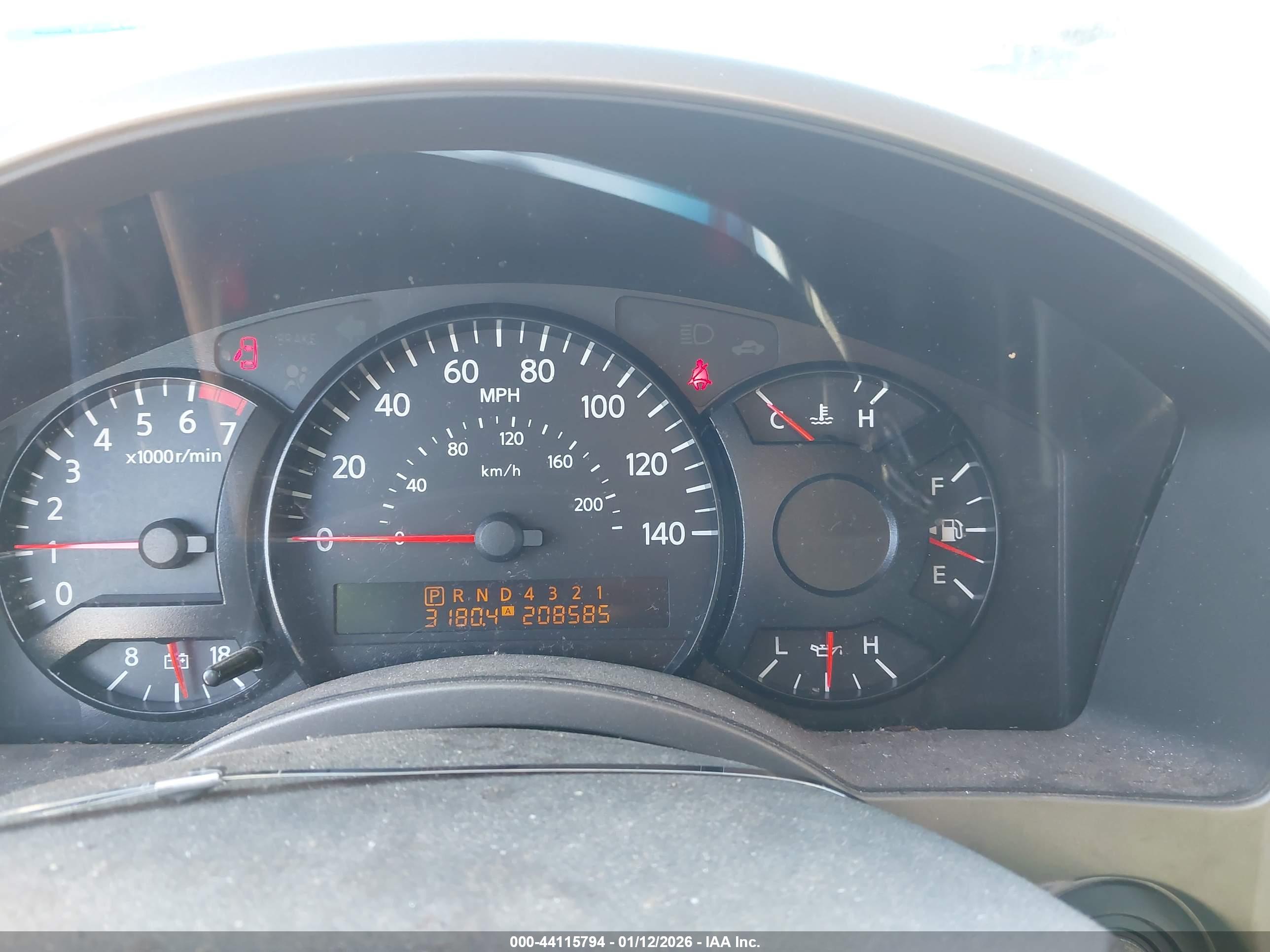NISSAN TITAN image 7