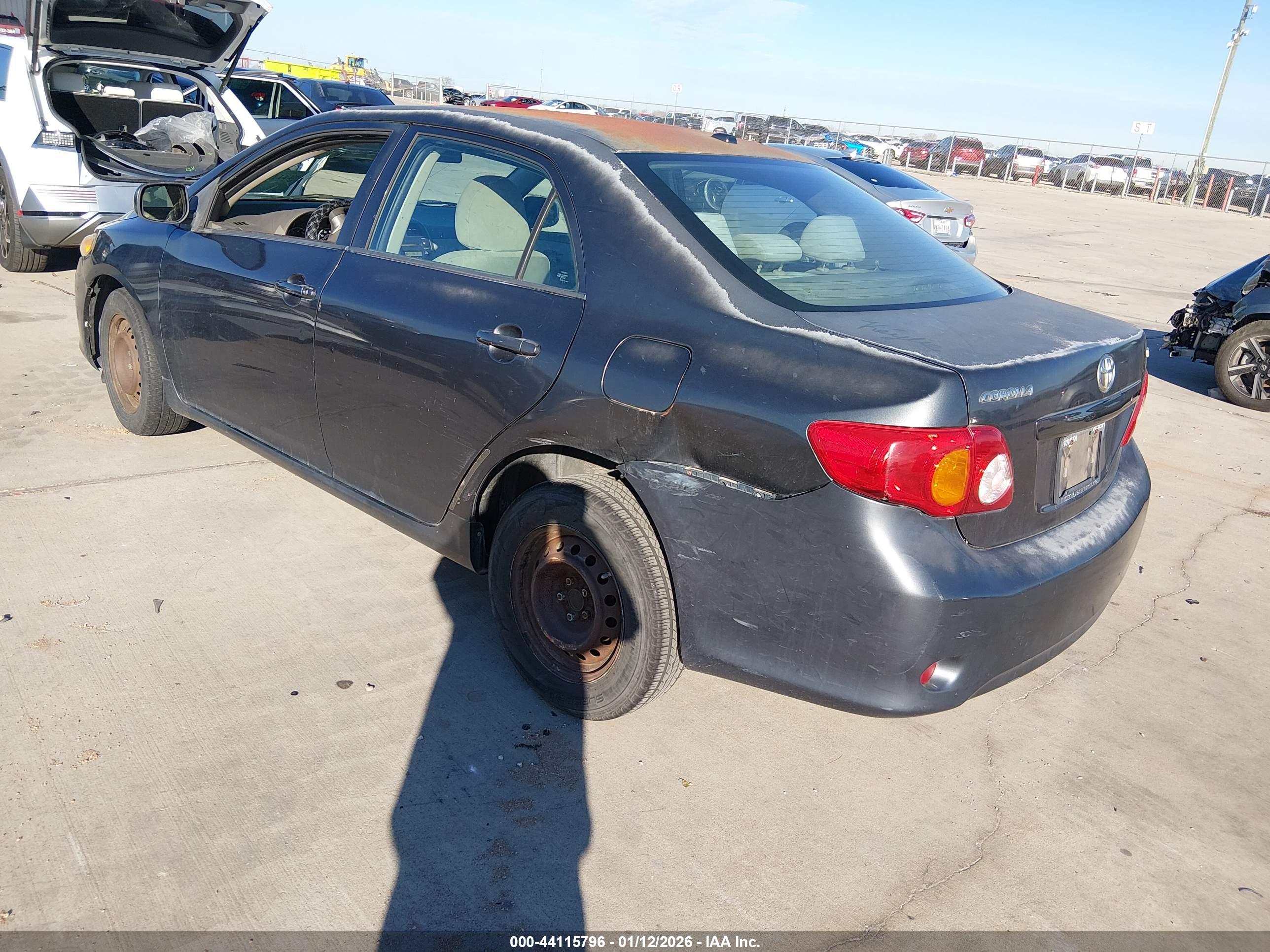 TOYOTA COROLLA image 3