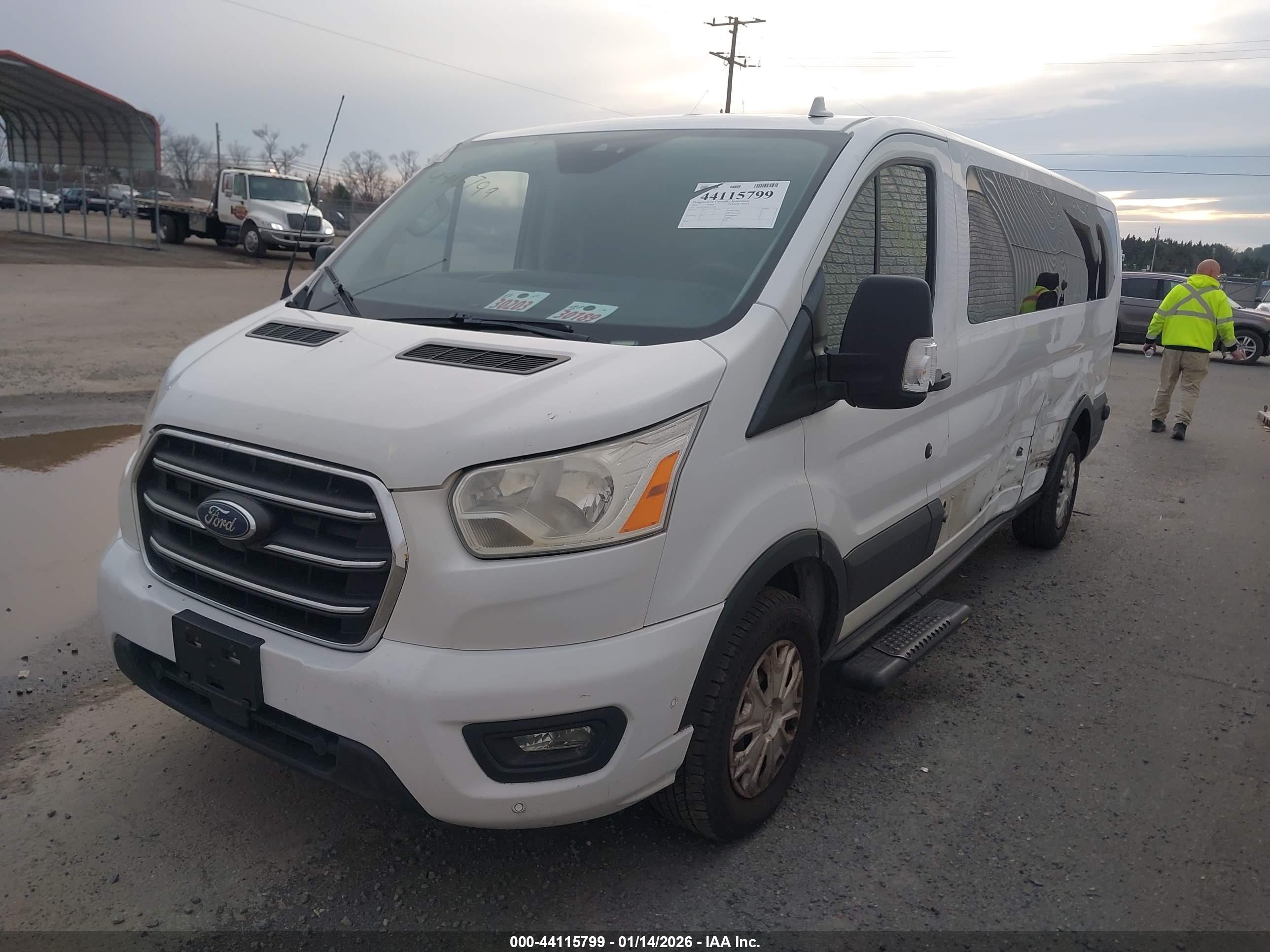 FORD TRANSIT-350 image 2