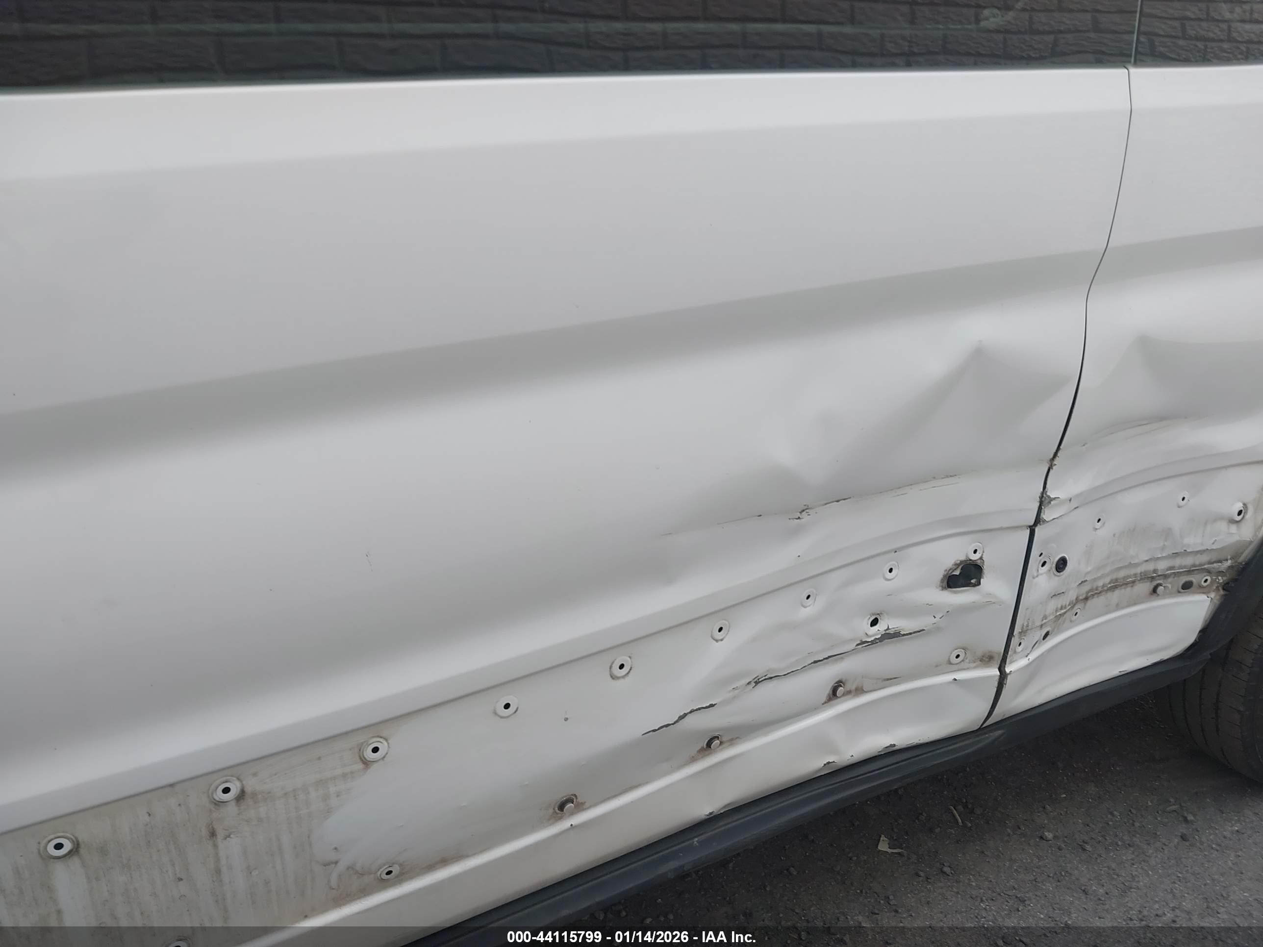 FORD TRANSIT-350 image 6