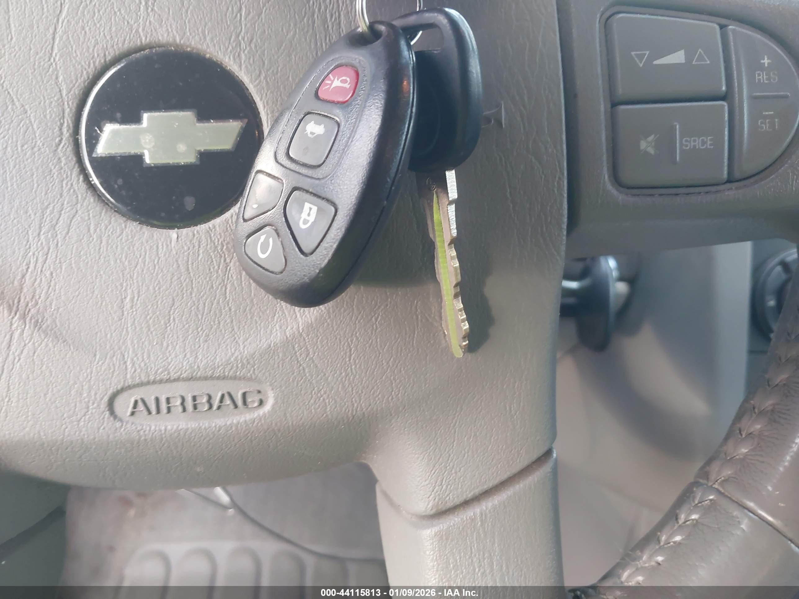 CHEVROLET MALIBU image 11