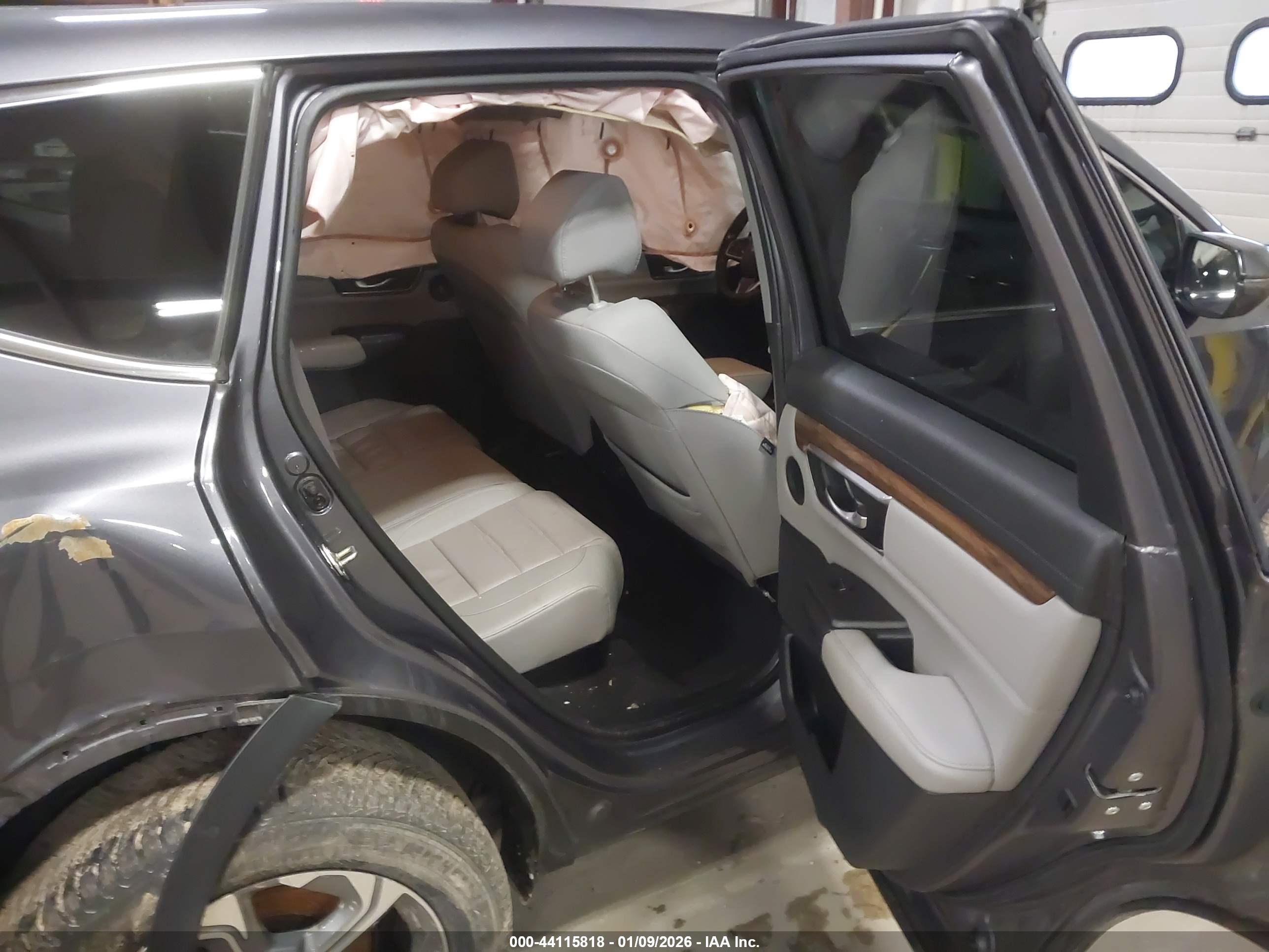 HONDA CR-V image 8