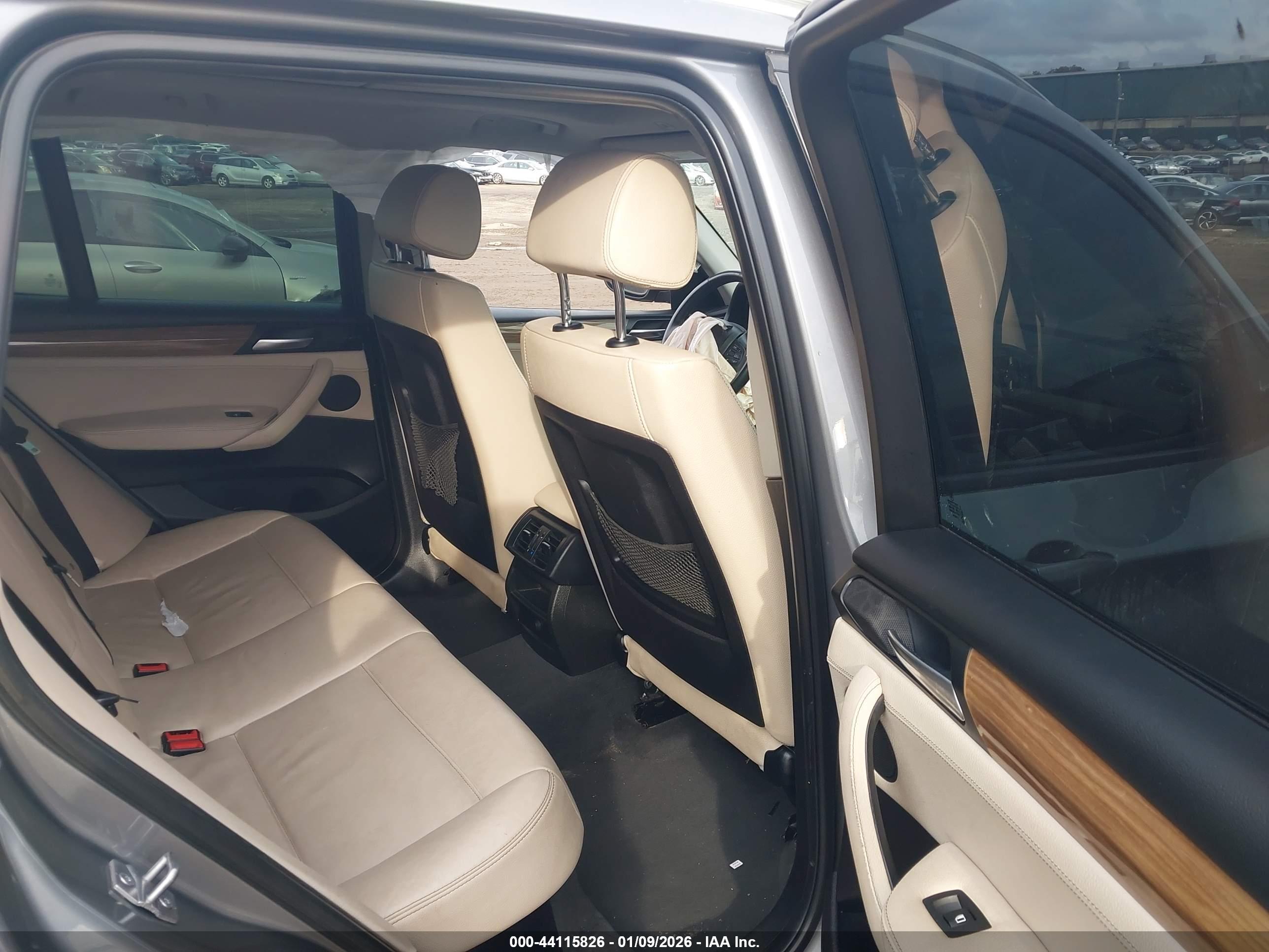 BMW X3 image 8